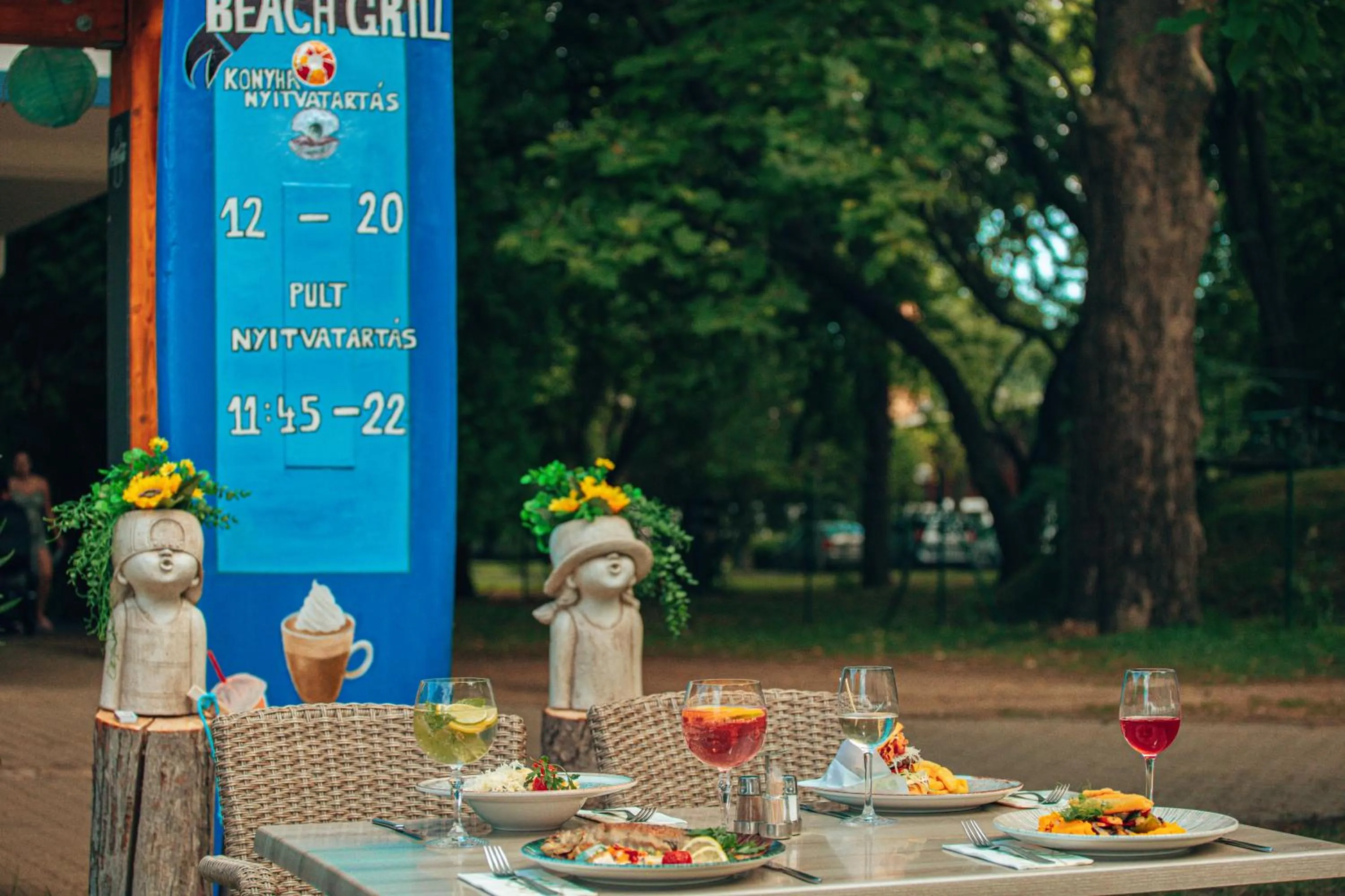 Restaurant/places to eat in Hotel Club Tihany