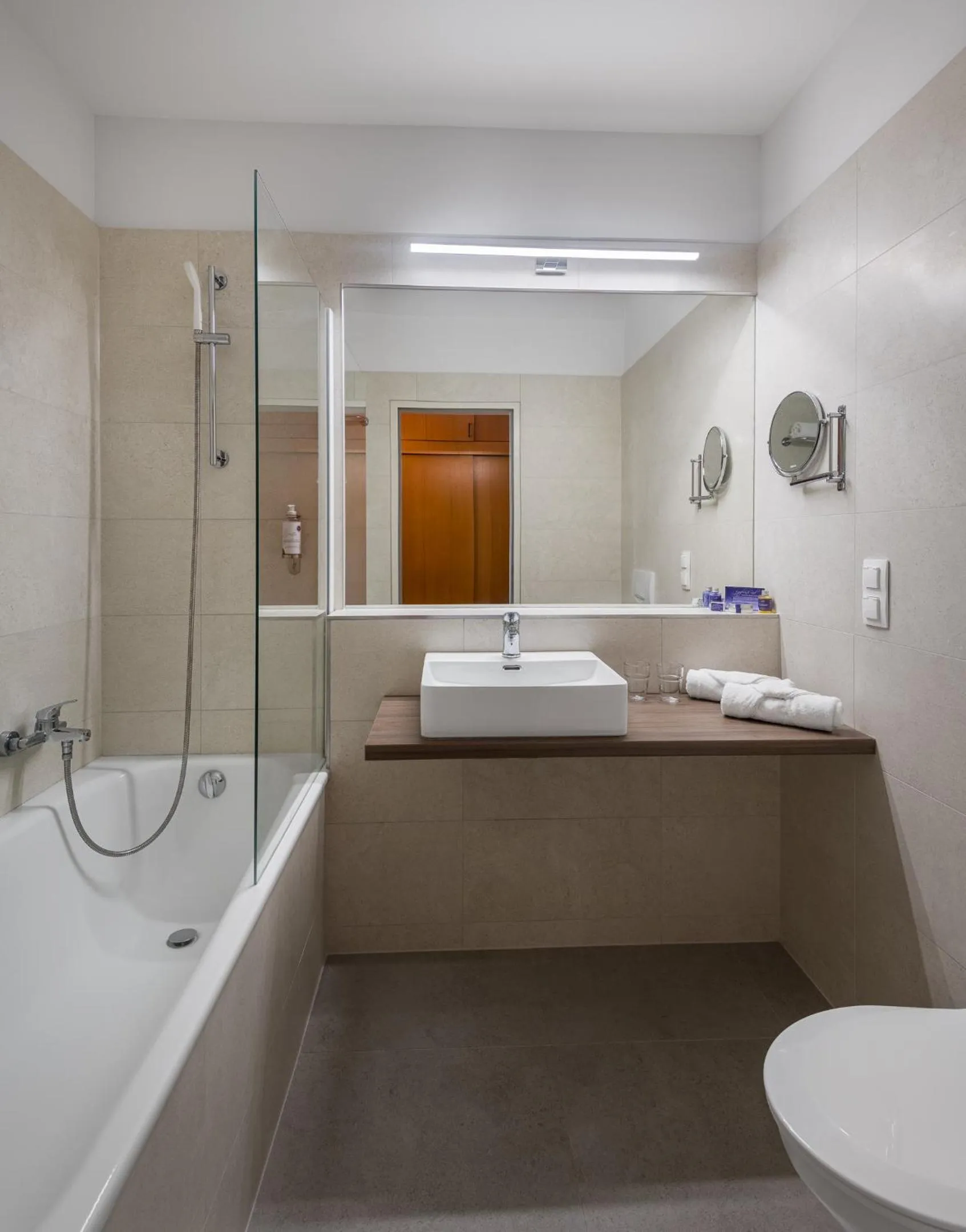 Bathroom in Hotel Club Tihany