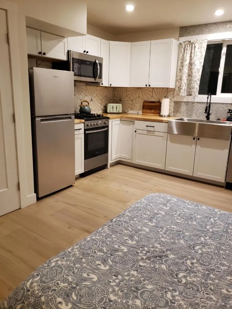 The Historic West Walker Motel