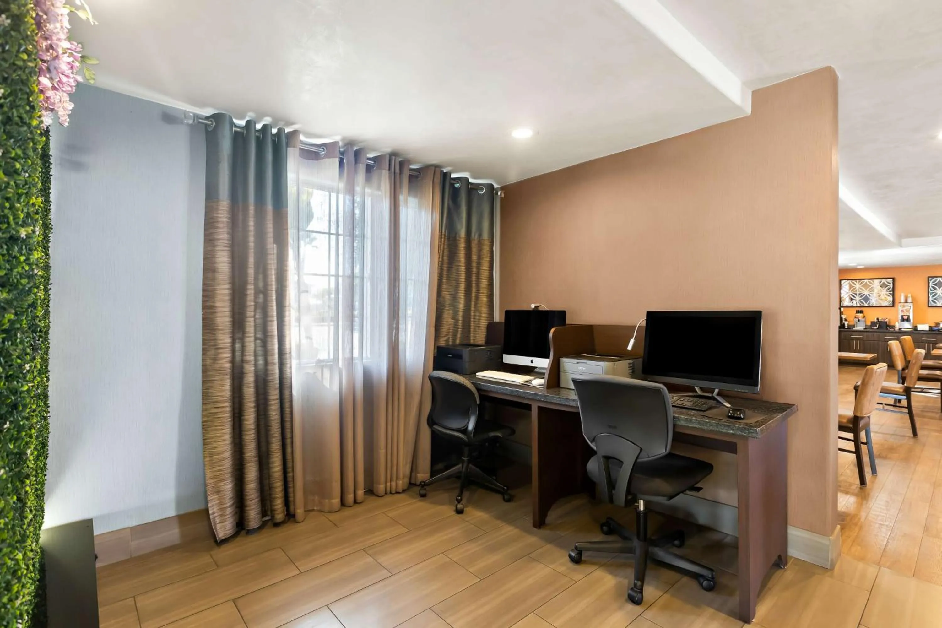Business facilities in Best Western University Inn Santa Clara