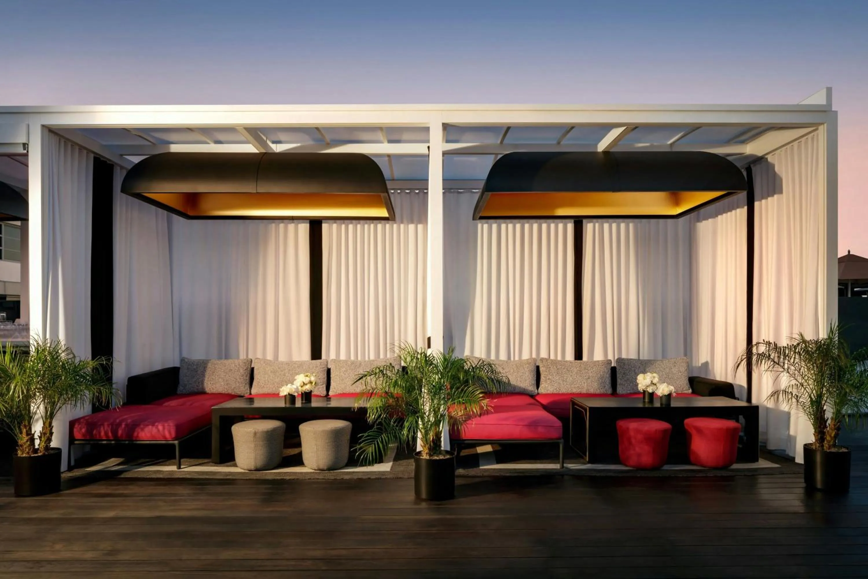 Restaurant/places to eat in SLS Hotel, a Luxury Collection Hotel, Beverly Hills