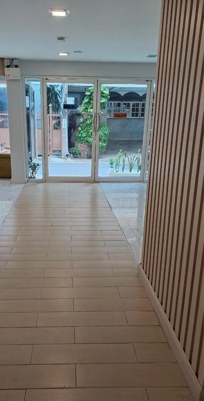 Nantra Ploenchit hotel