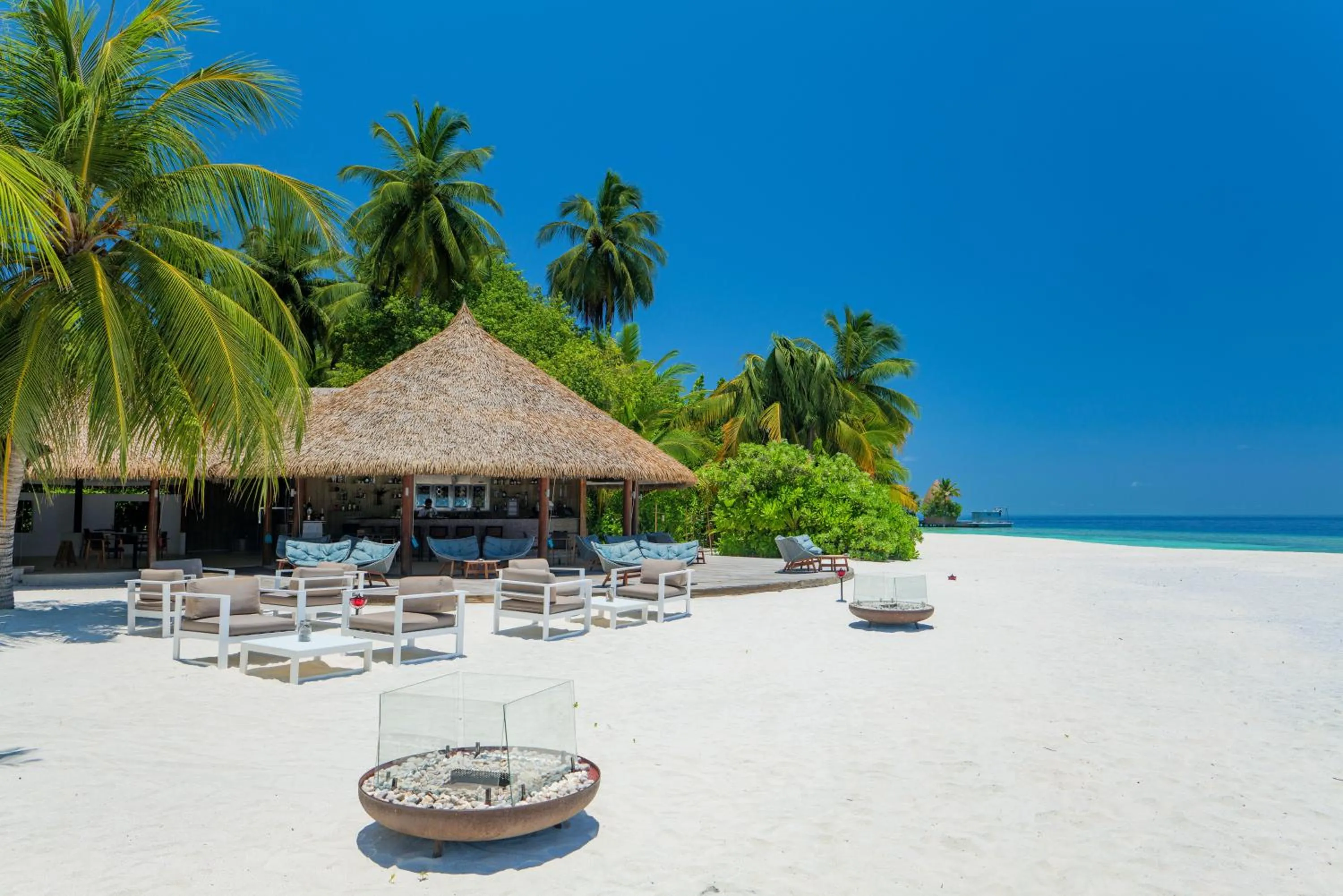 Lounge or bar in Kandolhu Maldives