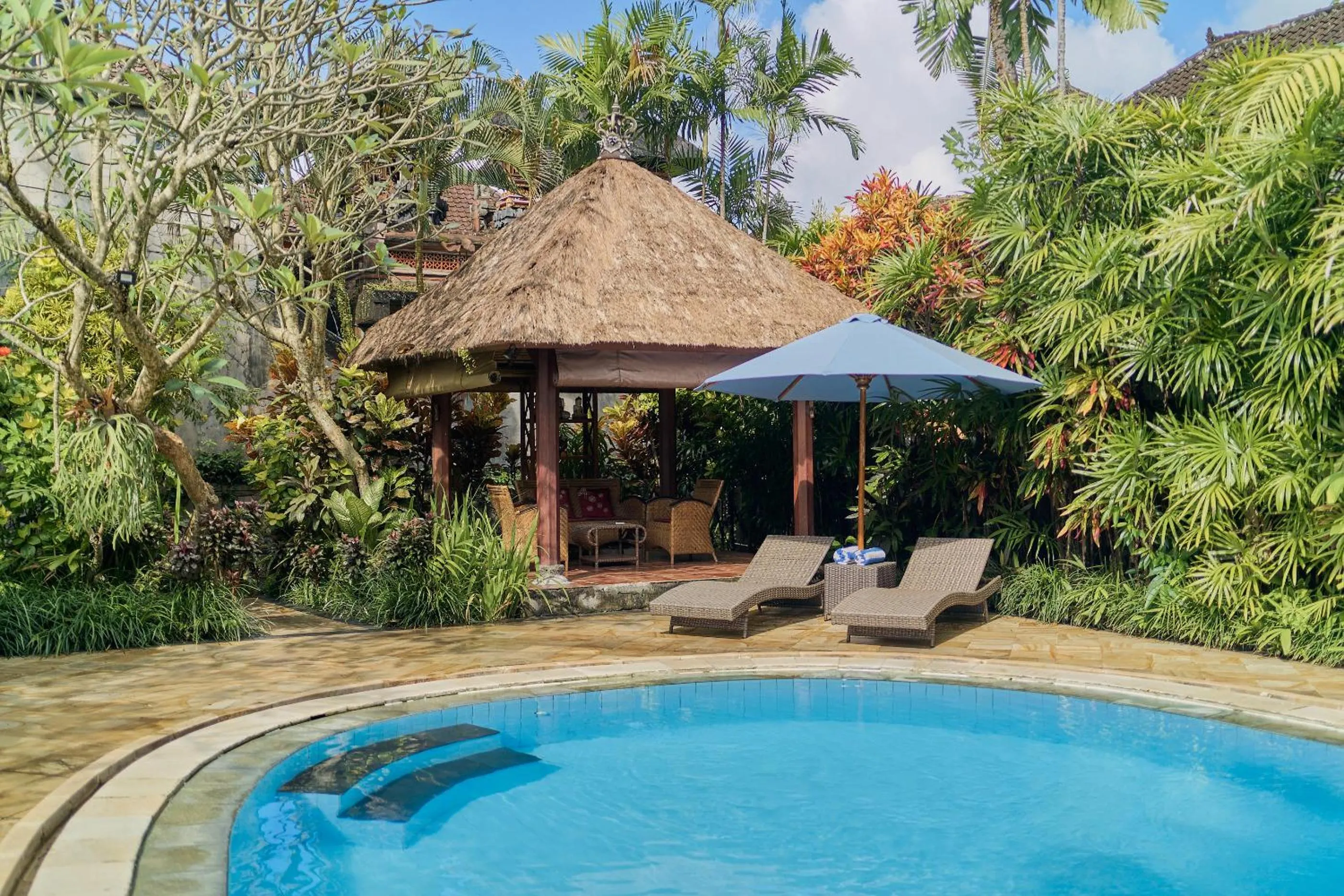 Sama's Cottages and Villas