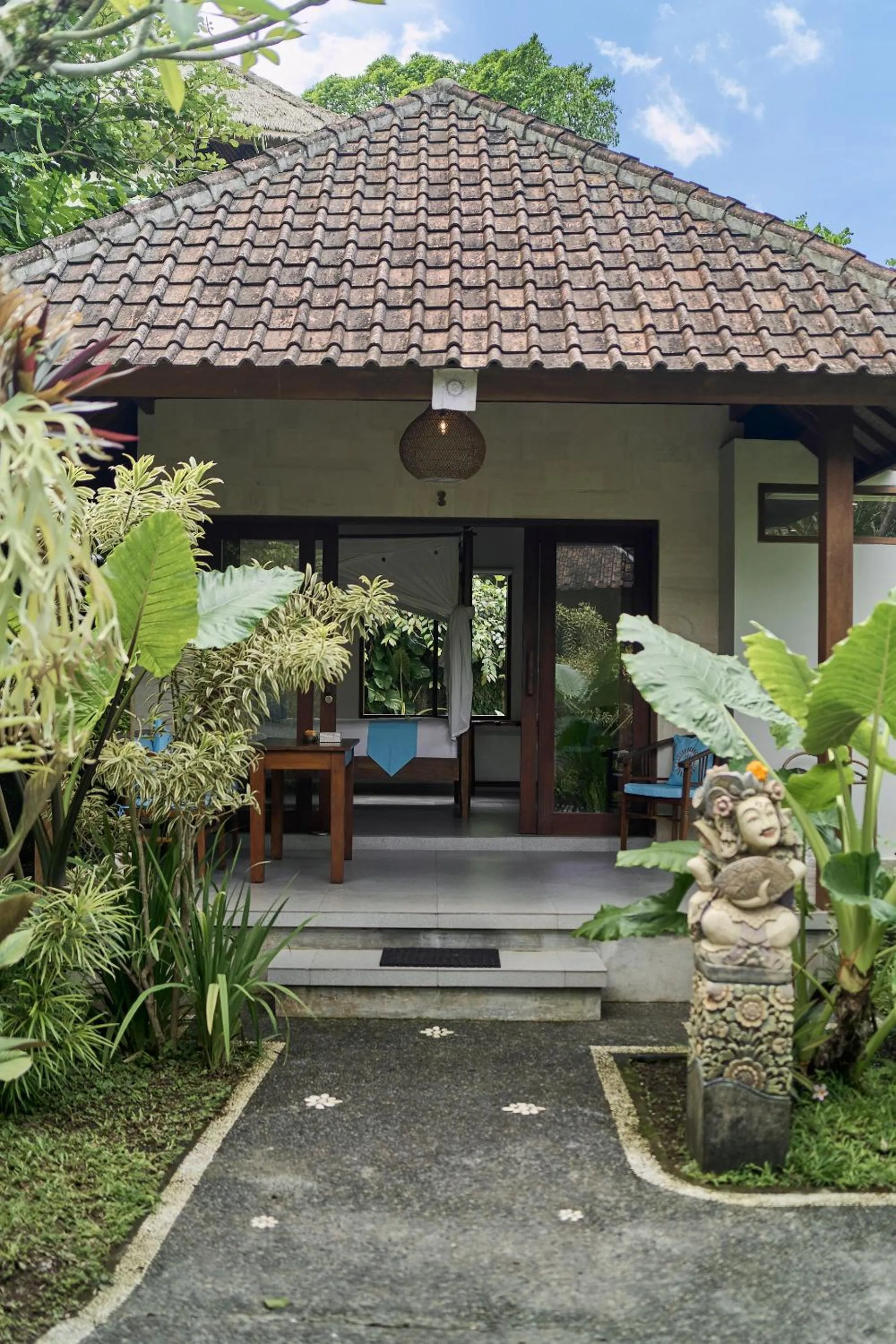 Sama's Cottages and Villas