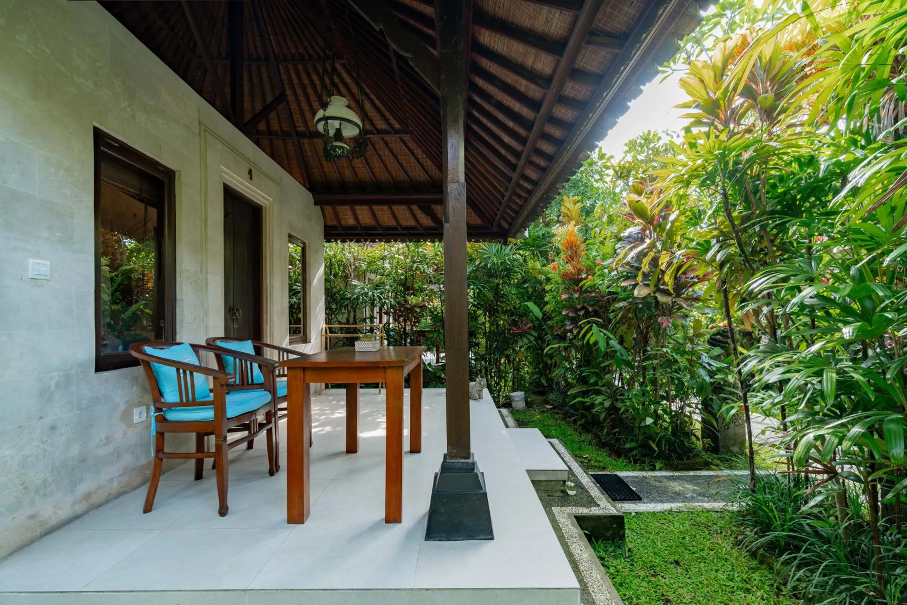 Patio in Sama's Cottages and Villas