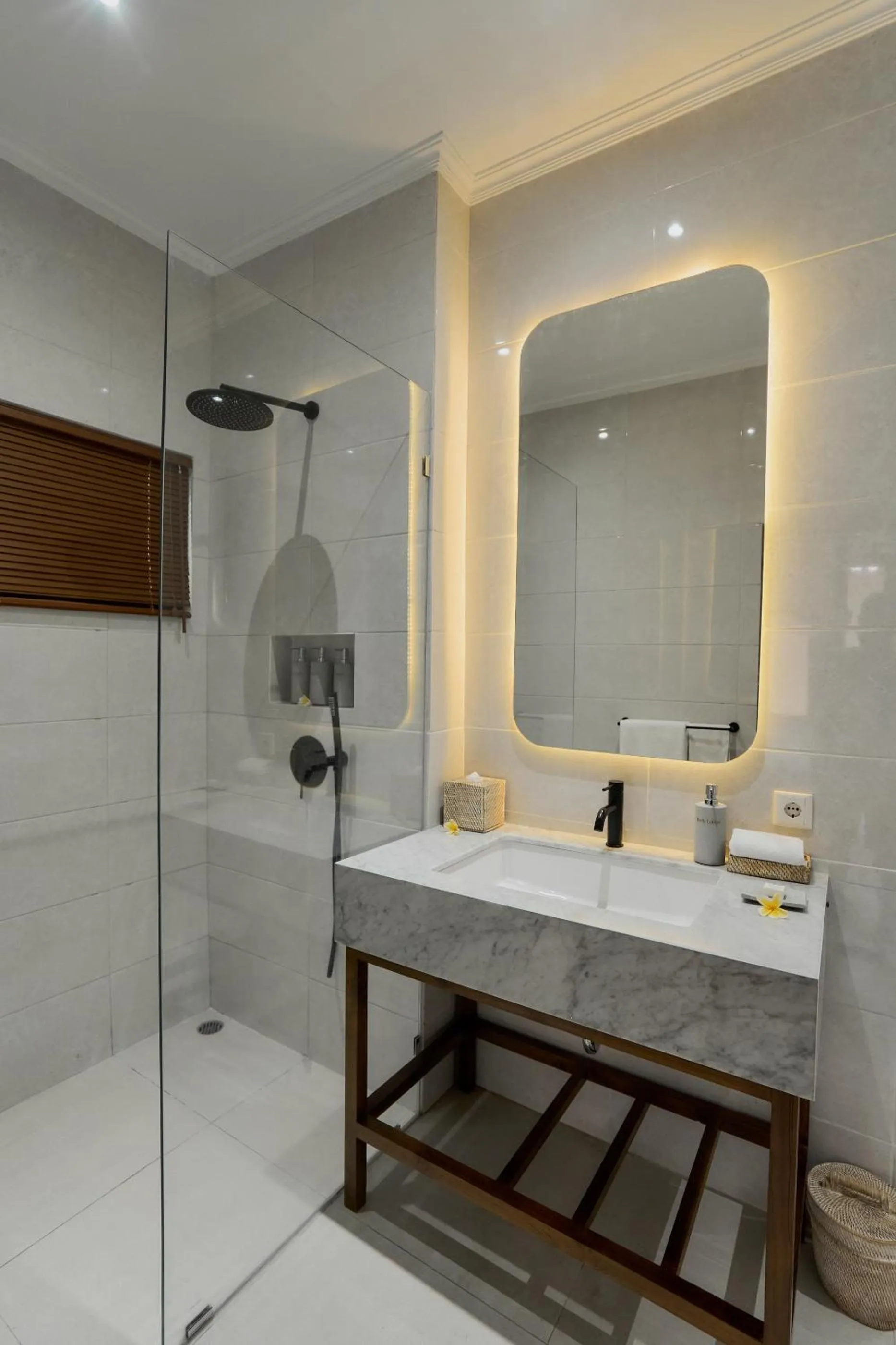 Sama's Cottages and Villas