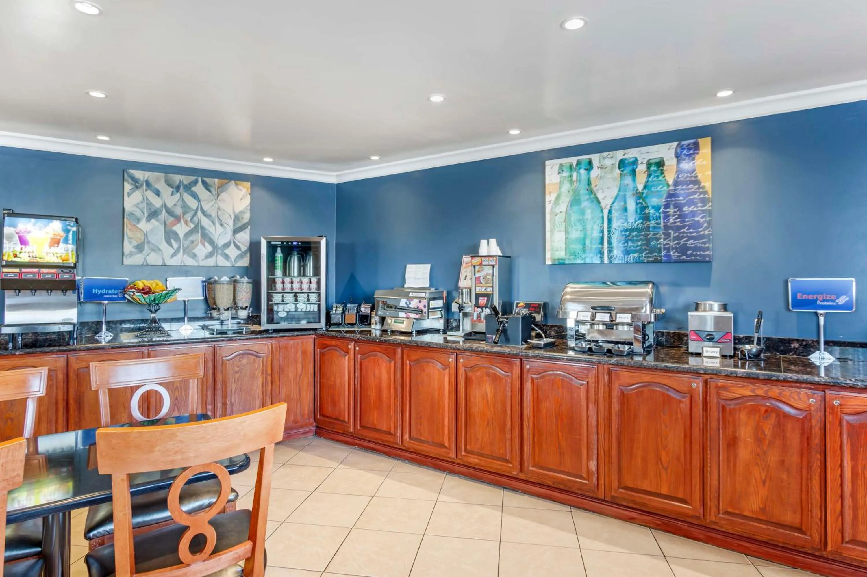 Breakfast in Best Western China Lake Inn