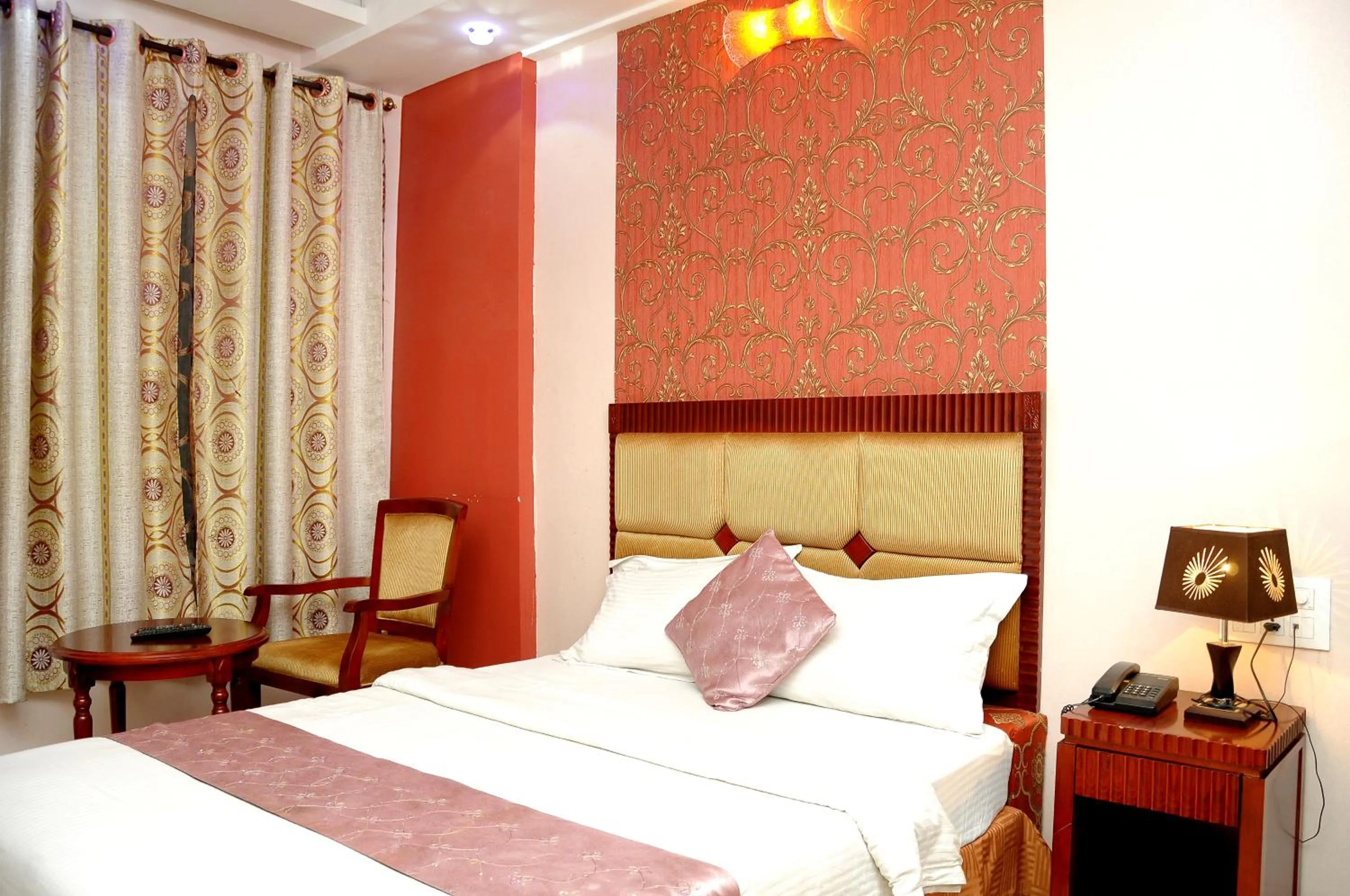 Photo of the whole room in Hotel Kings Kastle