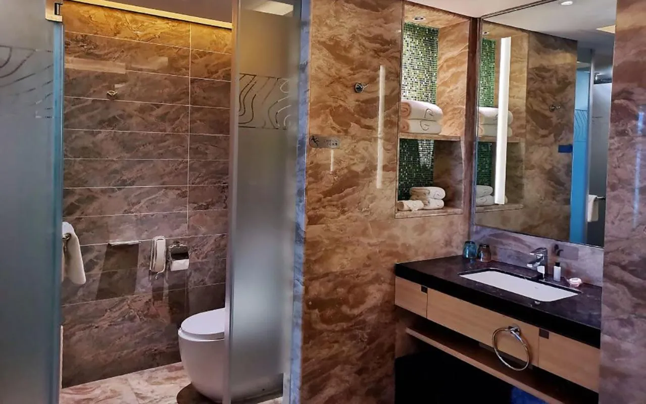 Bathroom in Grand Skylight International Hotel Guiyang