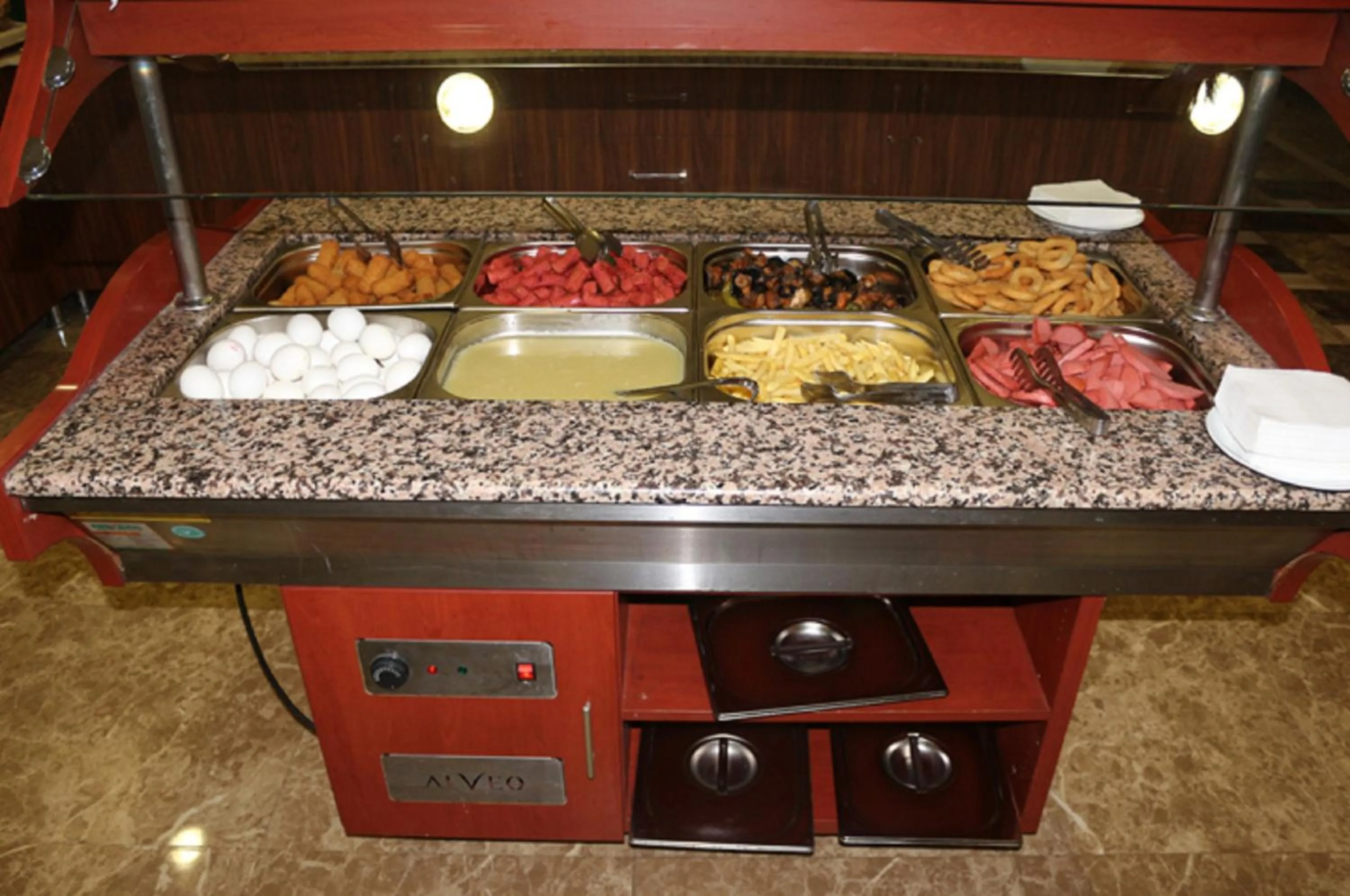 Food and drinks in Mesnevi Hotel