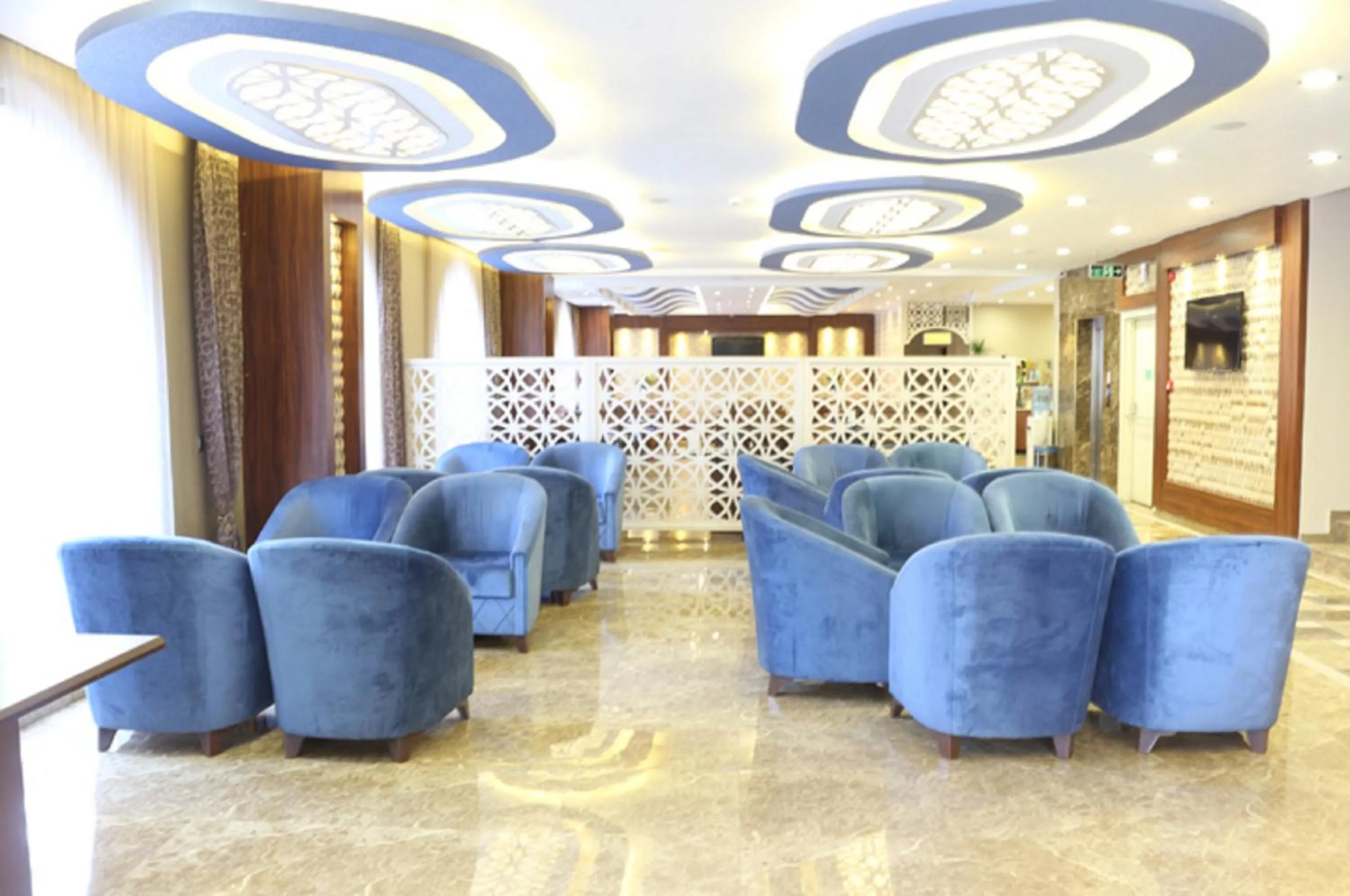 Seating area in Mesnevi Hotel
