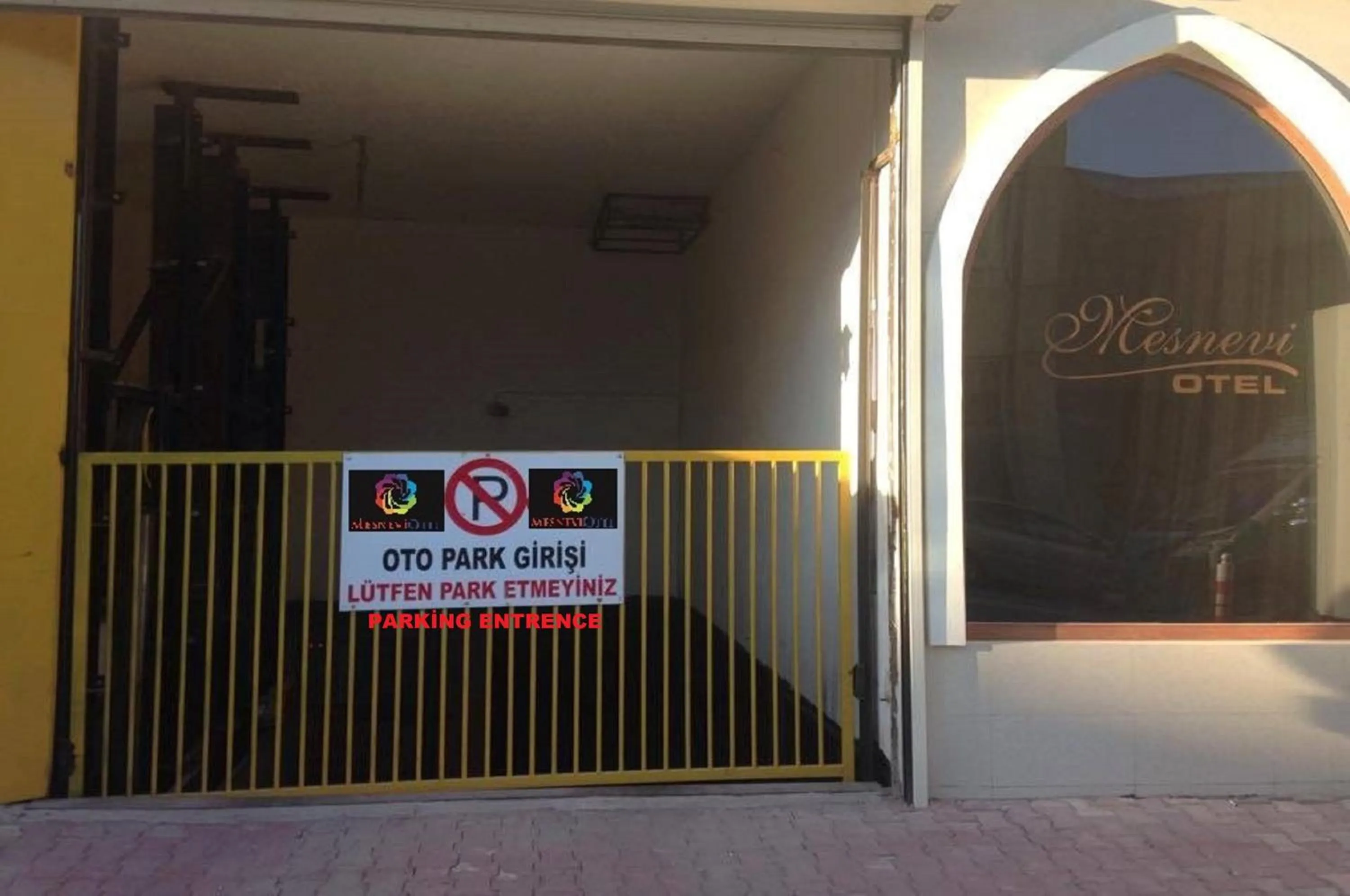 Facade/entrance in Mesnevi Hotel