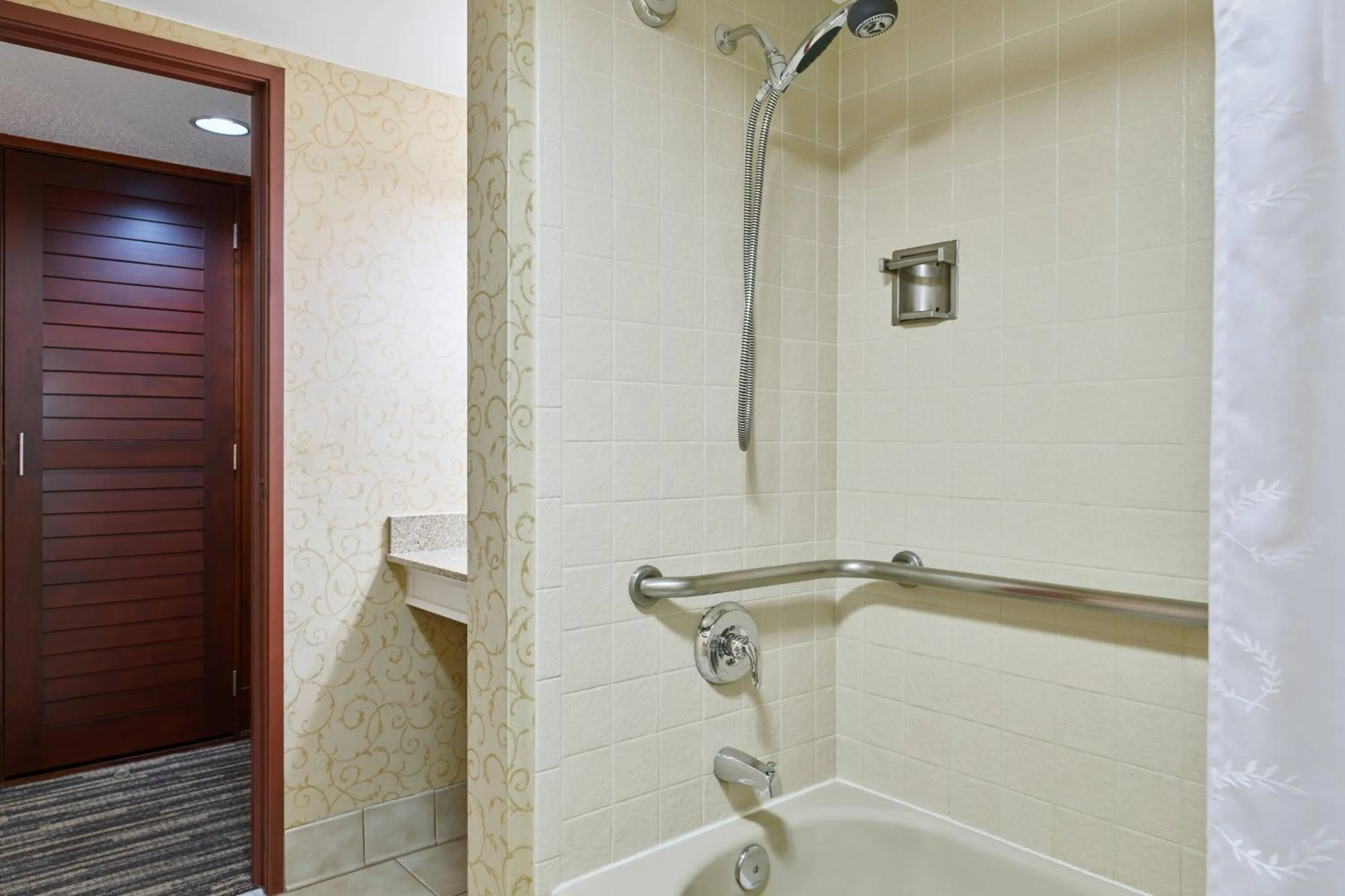 Bathroom in Sheraton Denver West Hotel