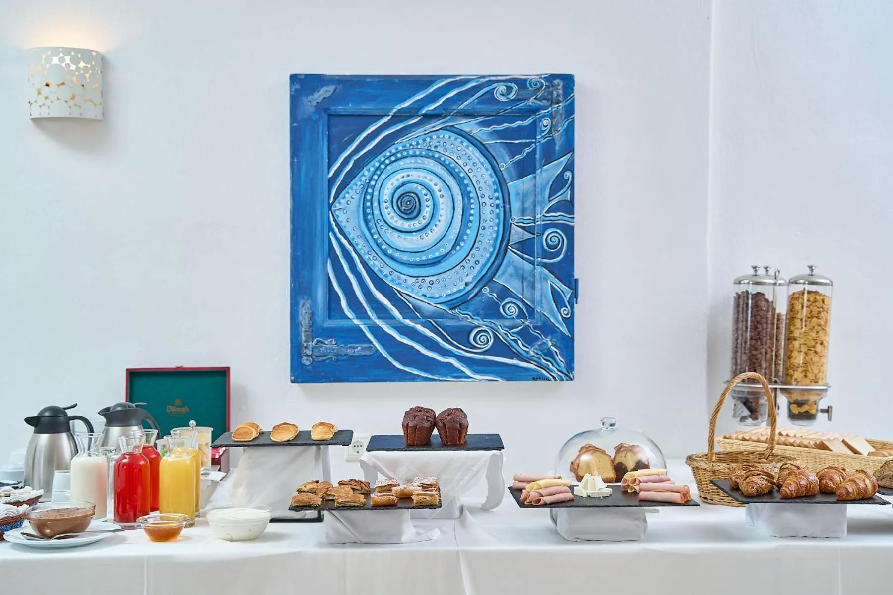 Coffee/tea facilities in Paolas Τown Boutique Hotel