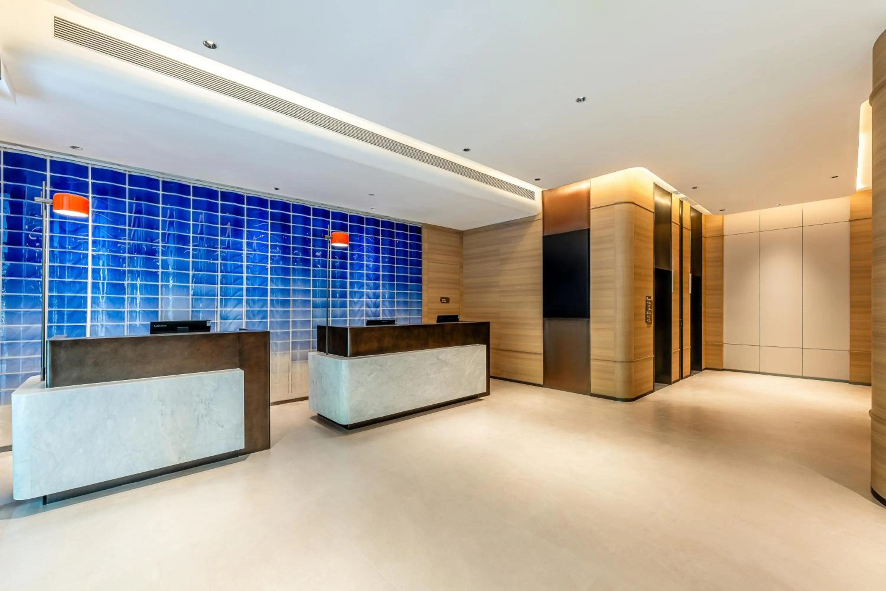 Lobby or reception in Holiday Inn Express Guiyang Downtown by IHG