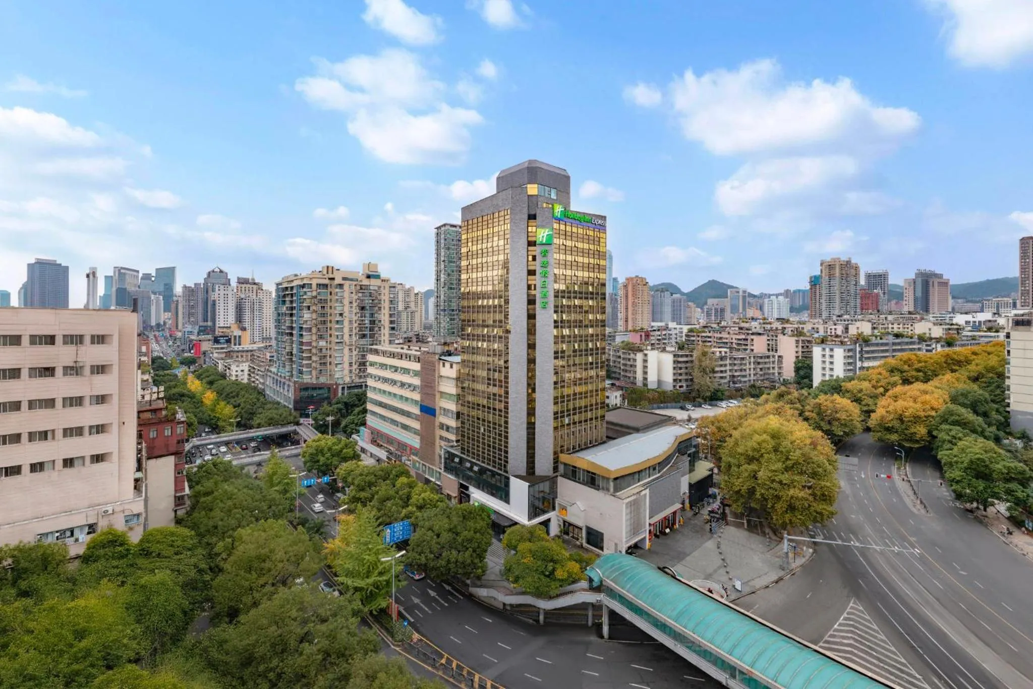 Property building in Holiday Inn Express Guiyang Downtown by IHG