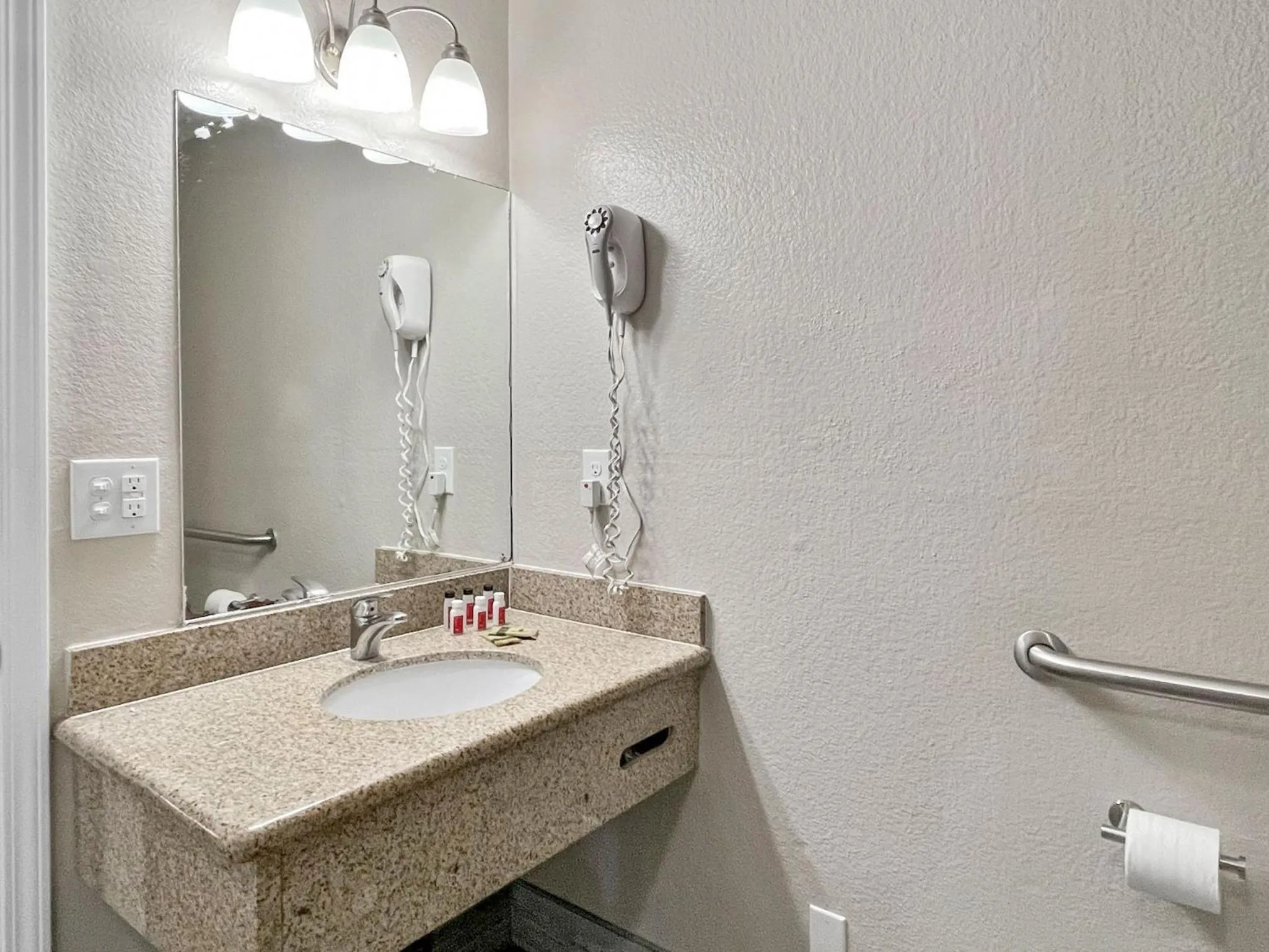 Bathroom in Rodeo Lodge