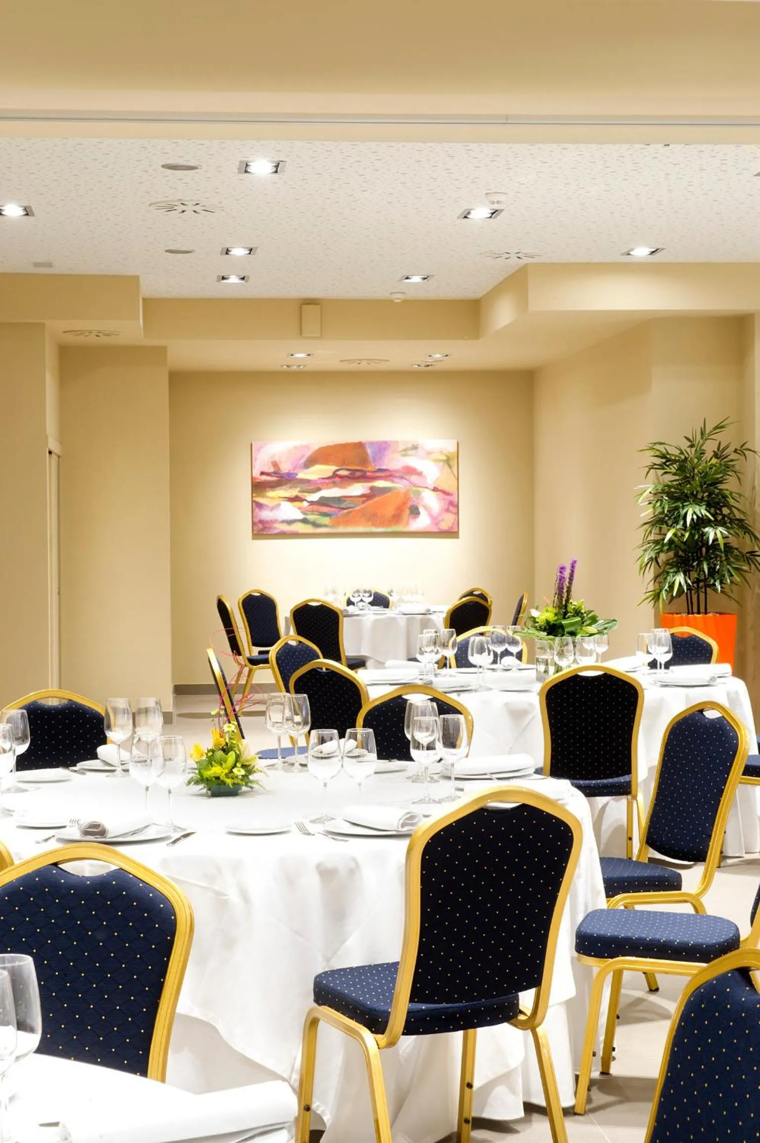 Banquet/Function facilities in Sercotel Ciudad de Miranda