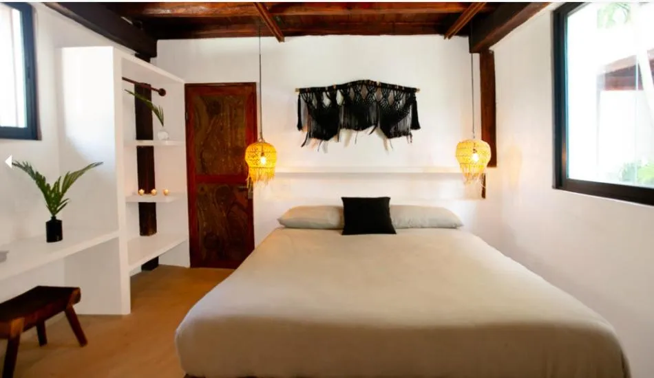 Bed in Mohave Jungle Rooms