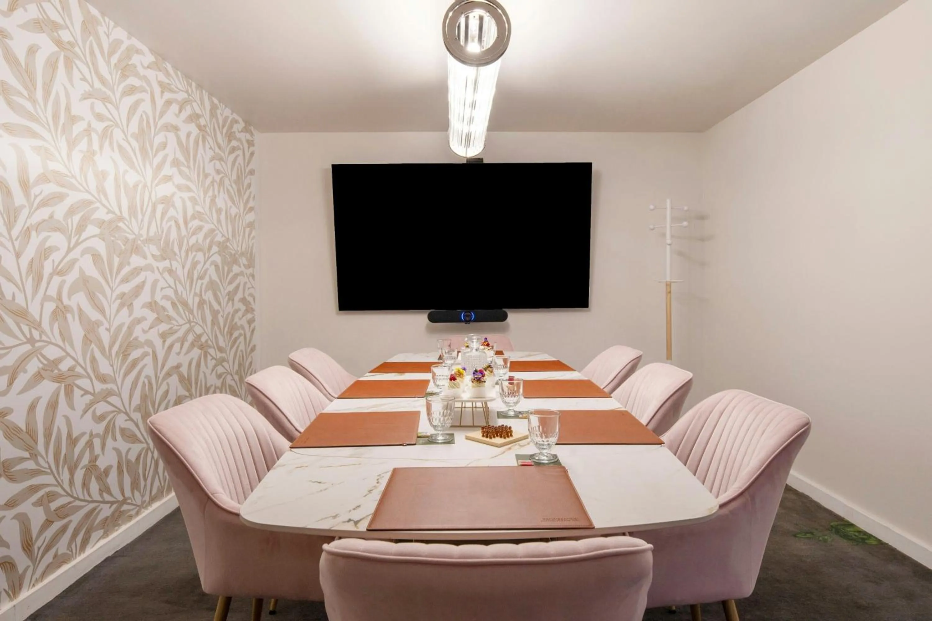 Meeting/conference room in Renaissance Paris Nobel Tour Eiffel Hotel