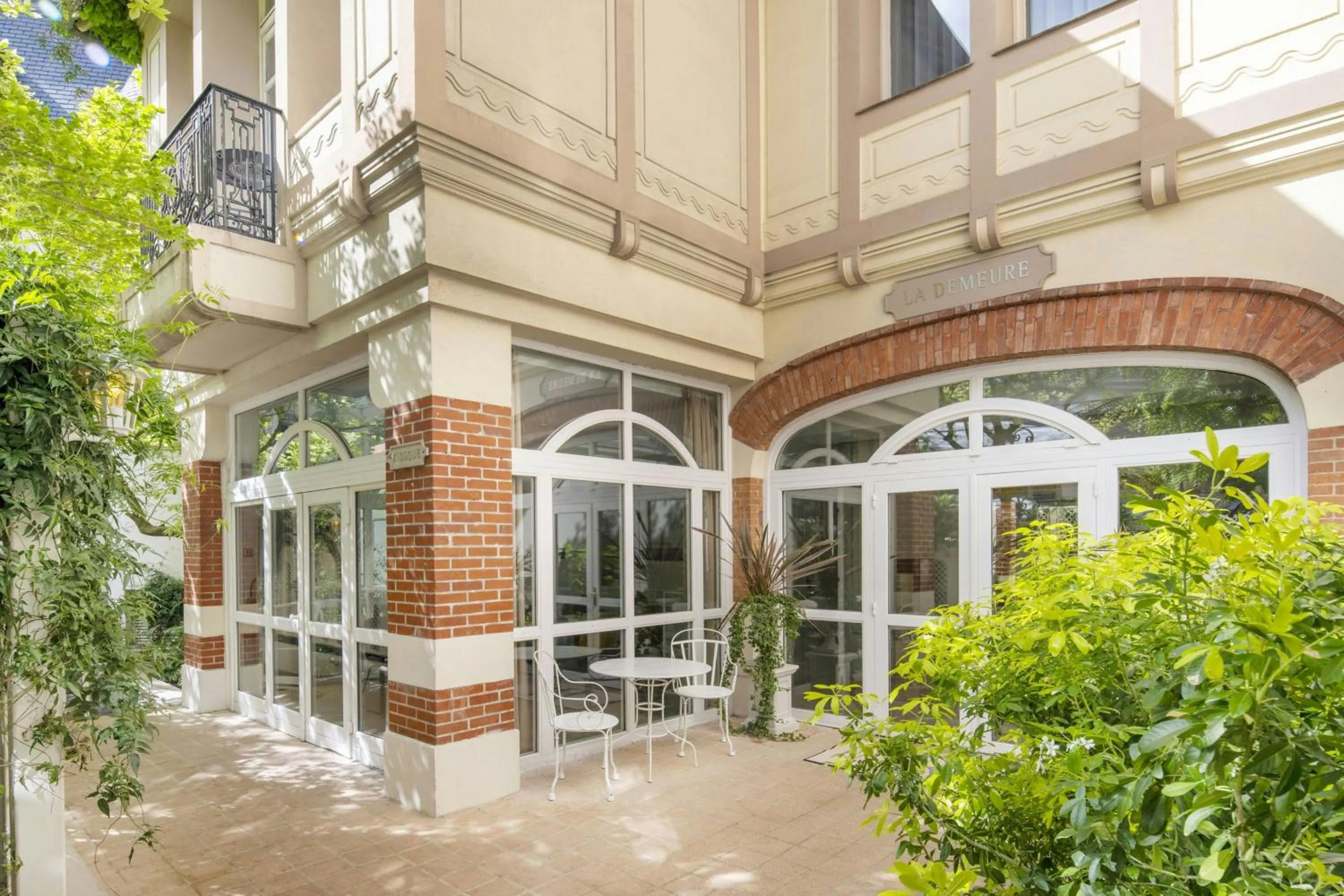 View (from property/room) in Renaissance Paris Nobel Tour Eiffel Hotel