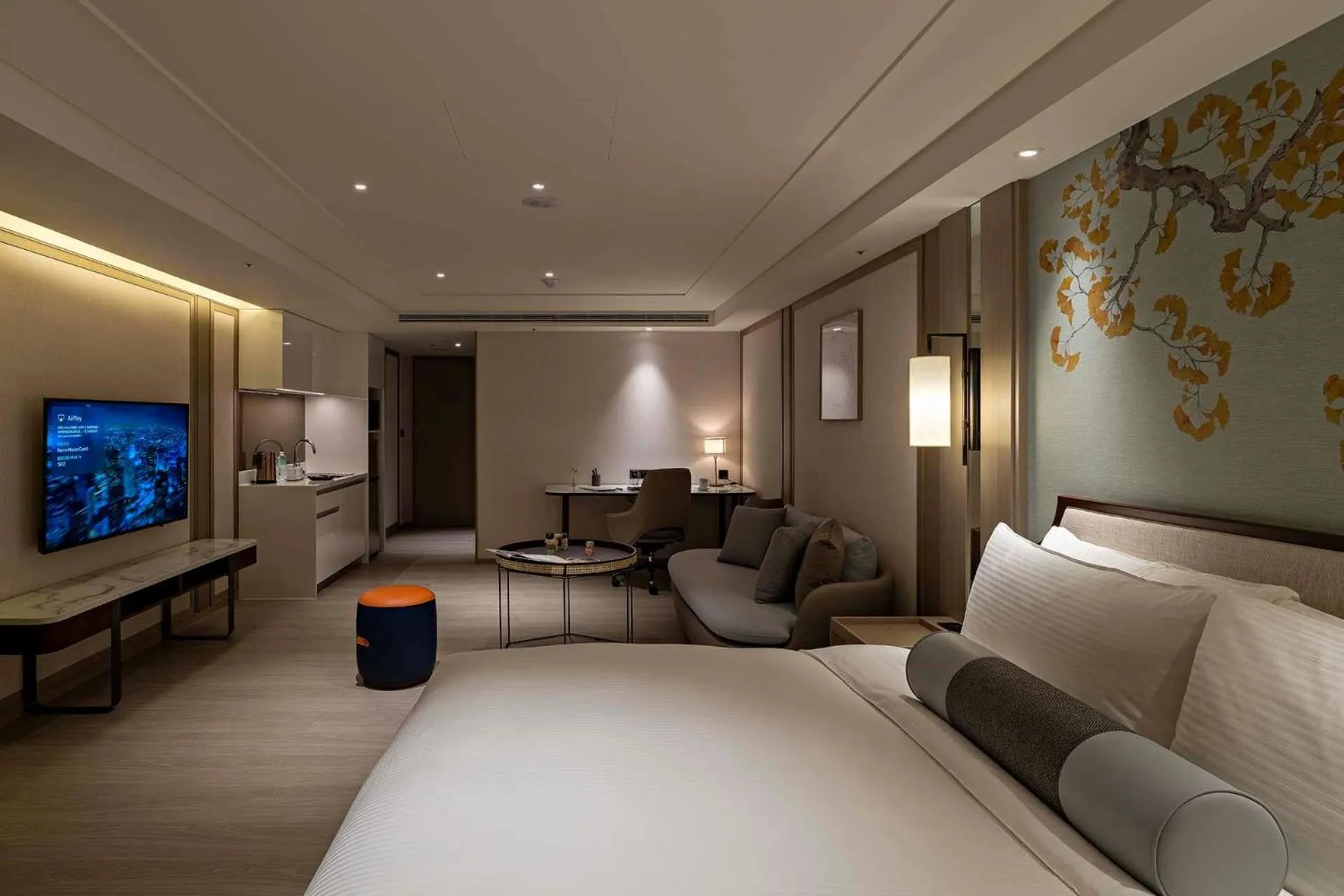 Photo of the whole room, Bed in Hanns House