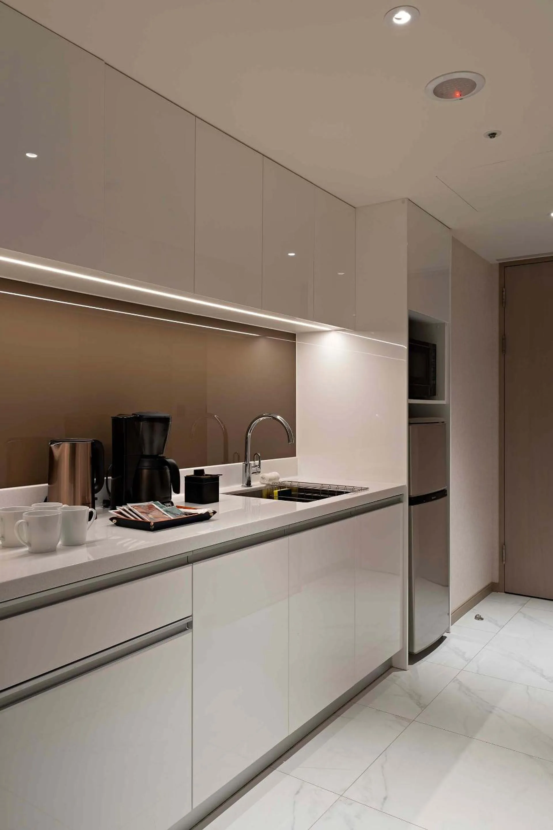 minibar in Hanns House