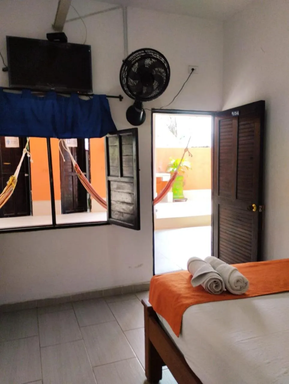 Photo of the whole room, Bed in La Rivera Playa Palomino