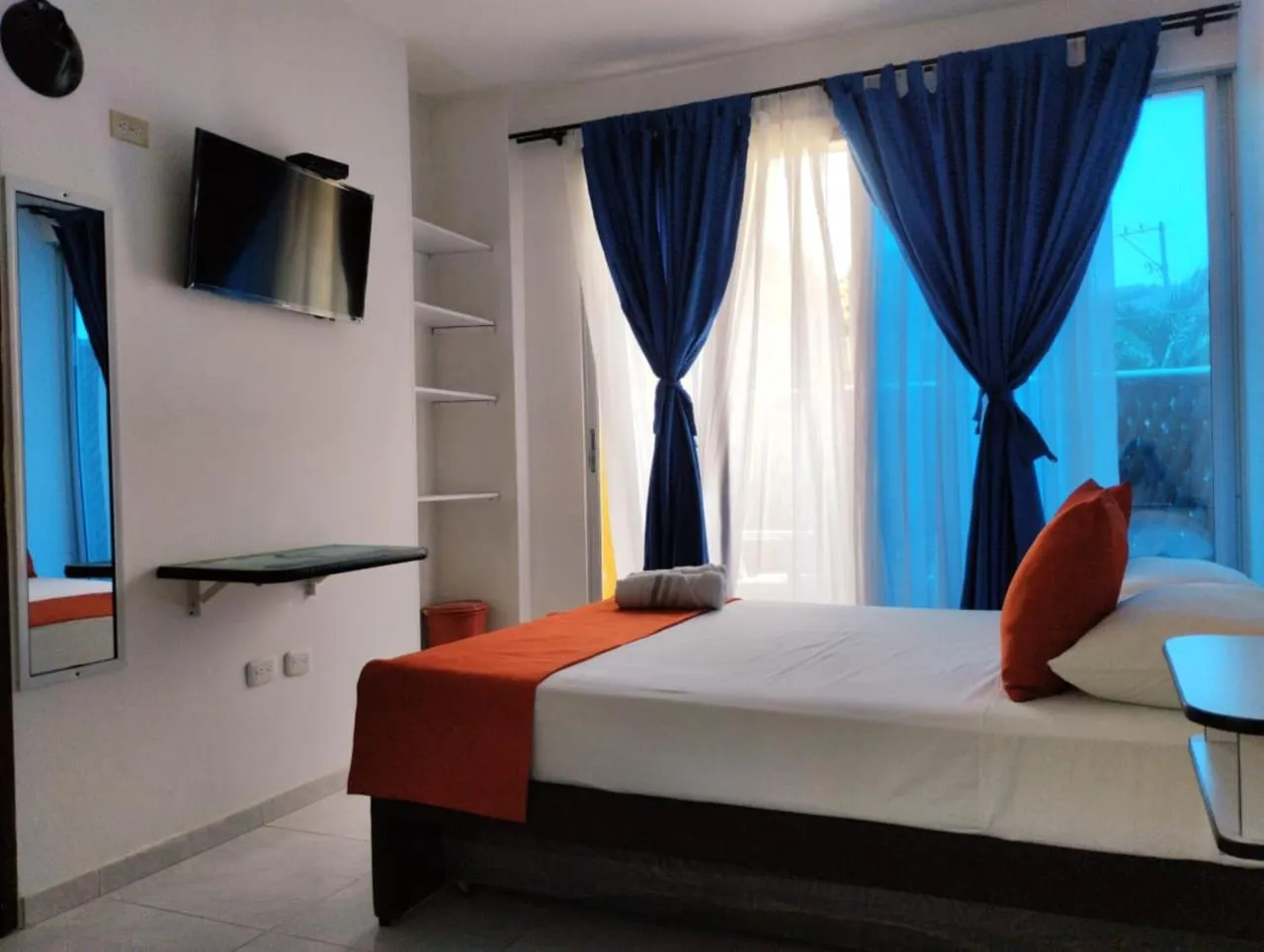 Photo of the whole room, Bed in La Rivera Playa Palomino