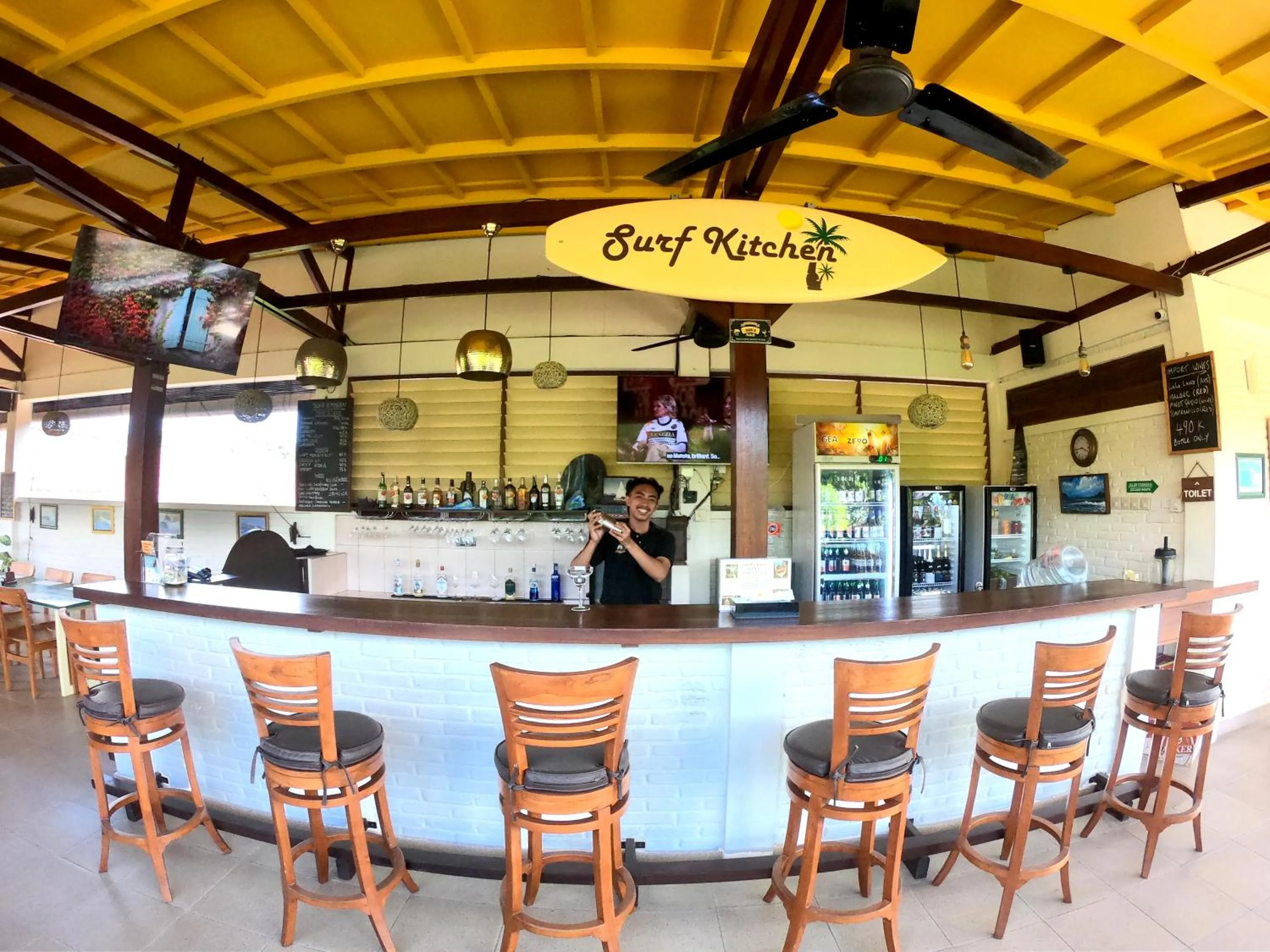 Restaurant/places to eat in Bruga Villas Restaurant and Spa