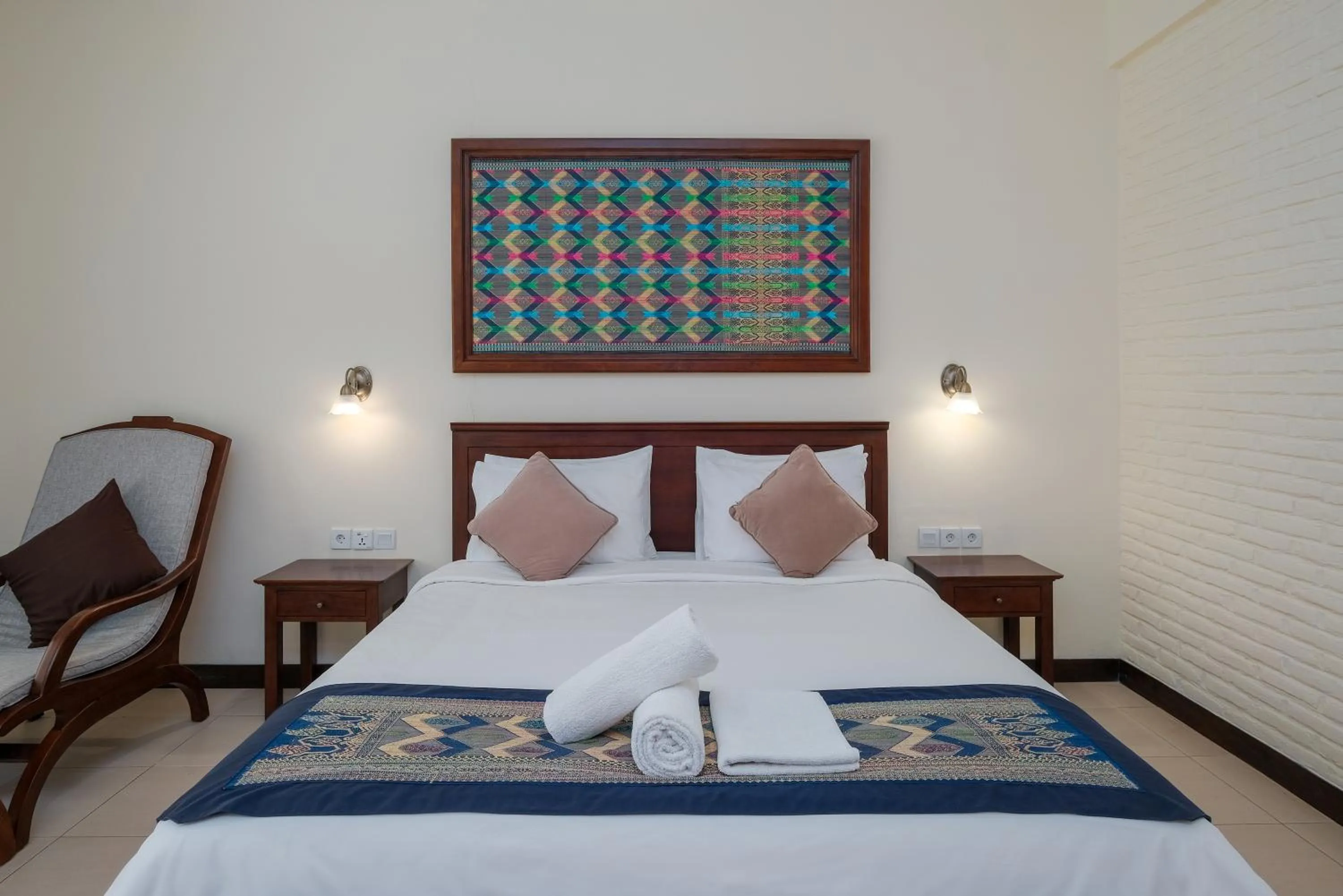 Bed in Bruga Villas Restaurant and Spa