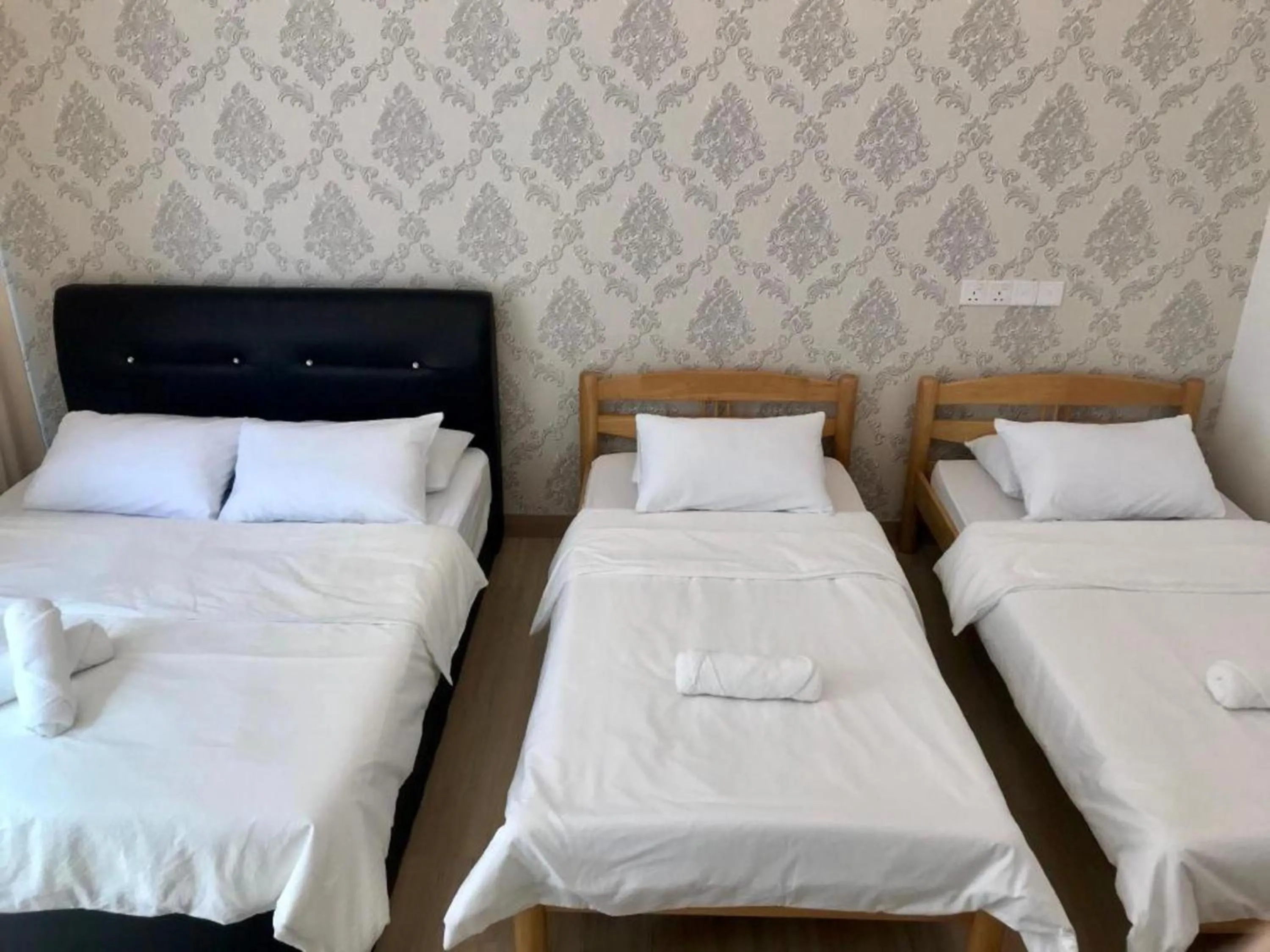 Photo of the whole room, Bed in Island Hostel Bayan Lepas Airport