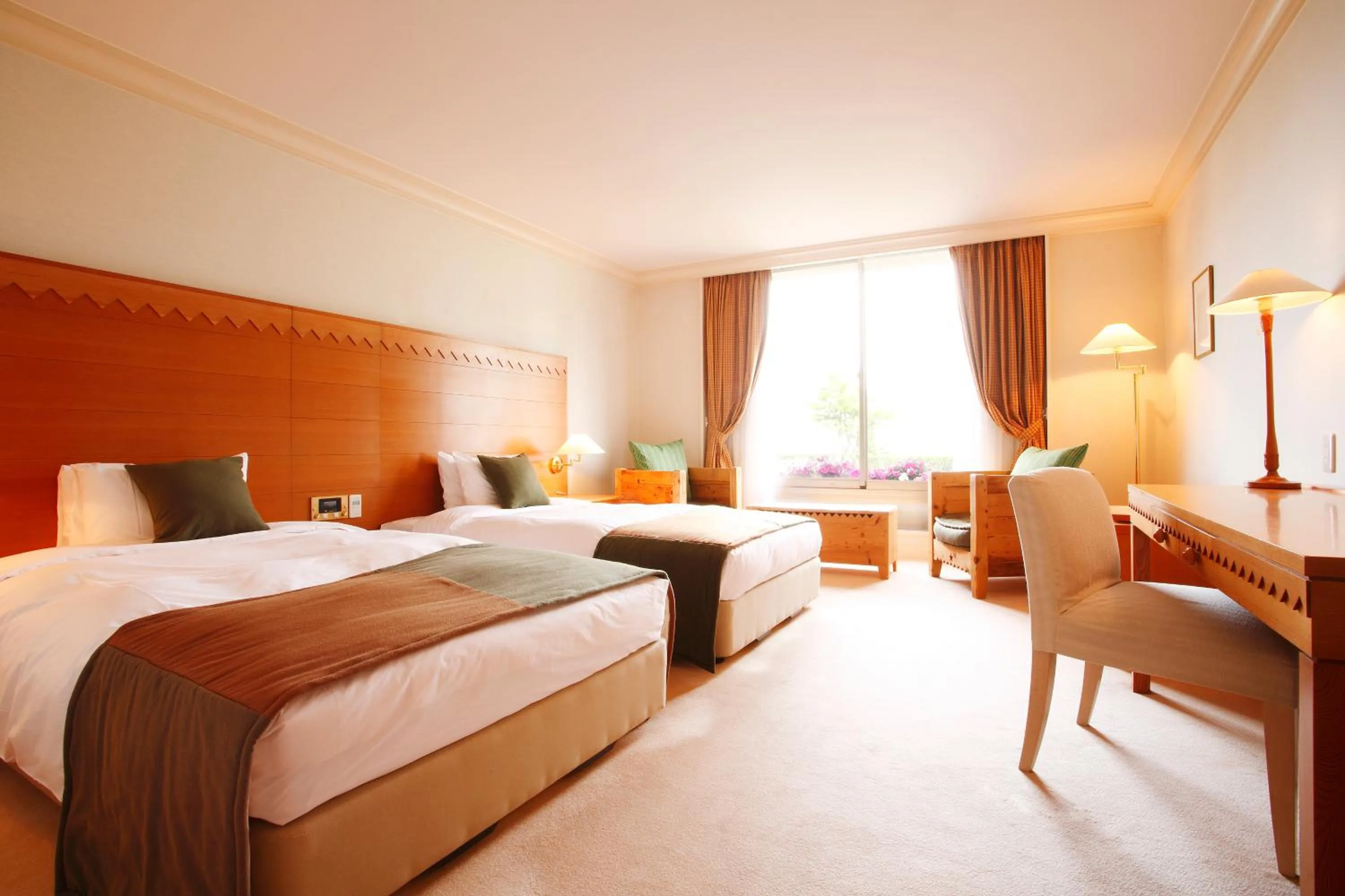 Photo of the whole room in L'Hotel de Hiei