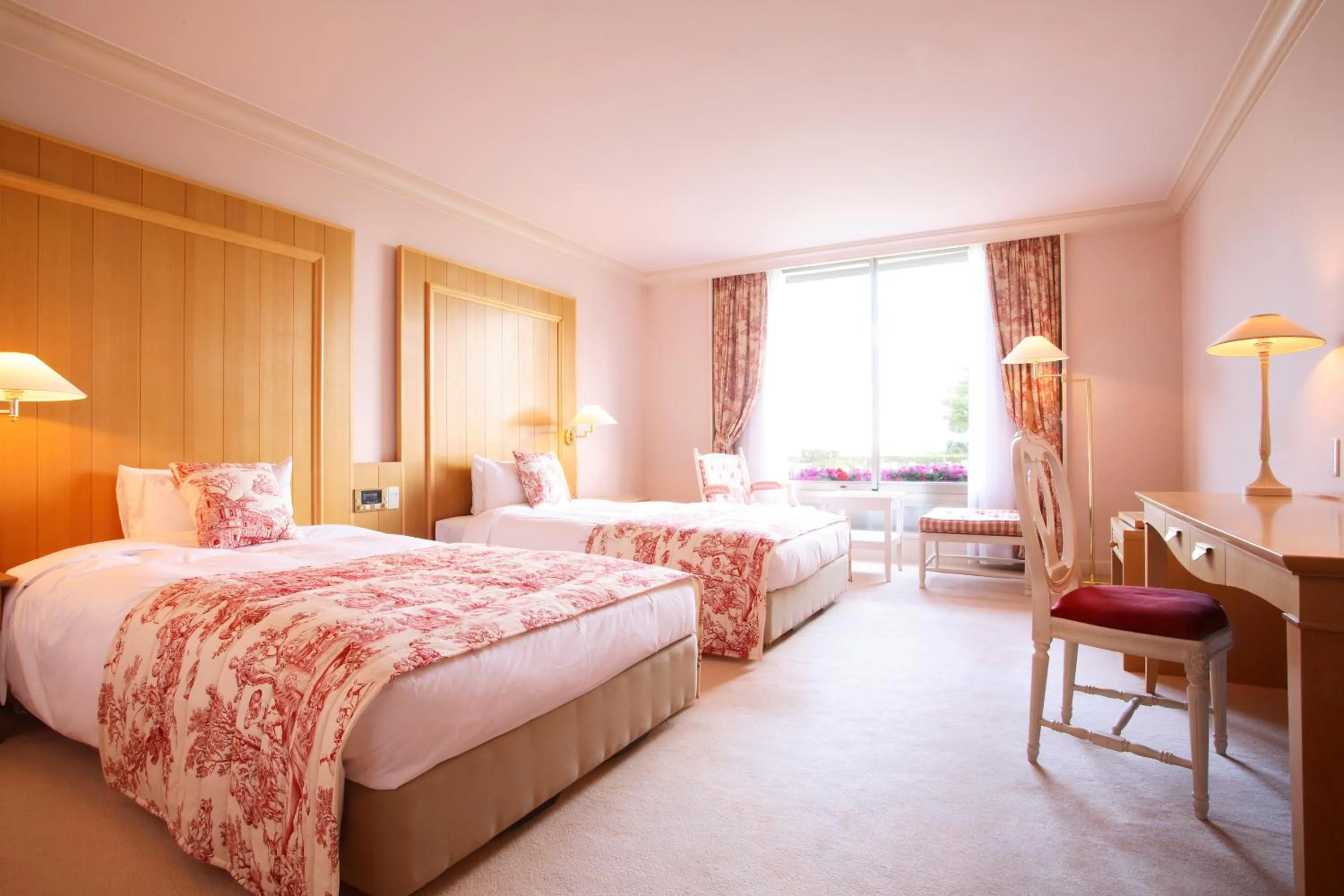 Photo of the whole room in L'Hotel de Hiei