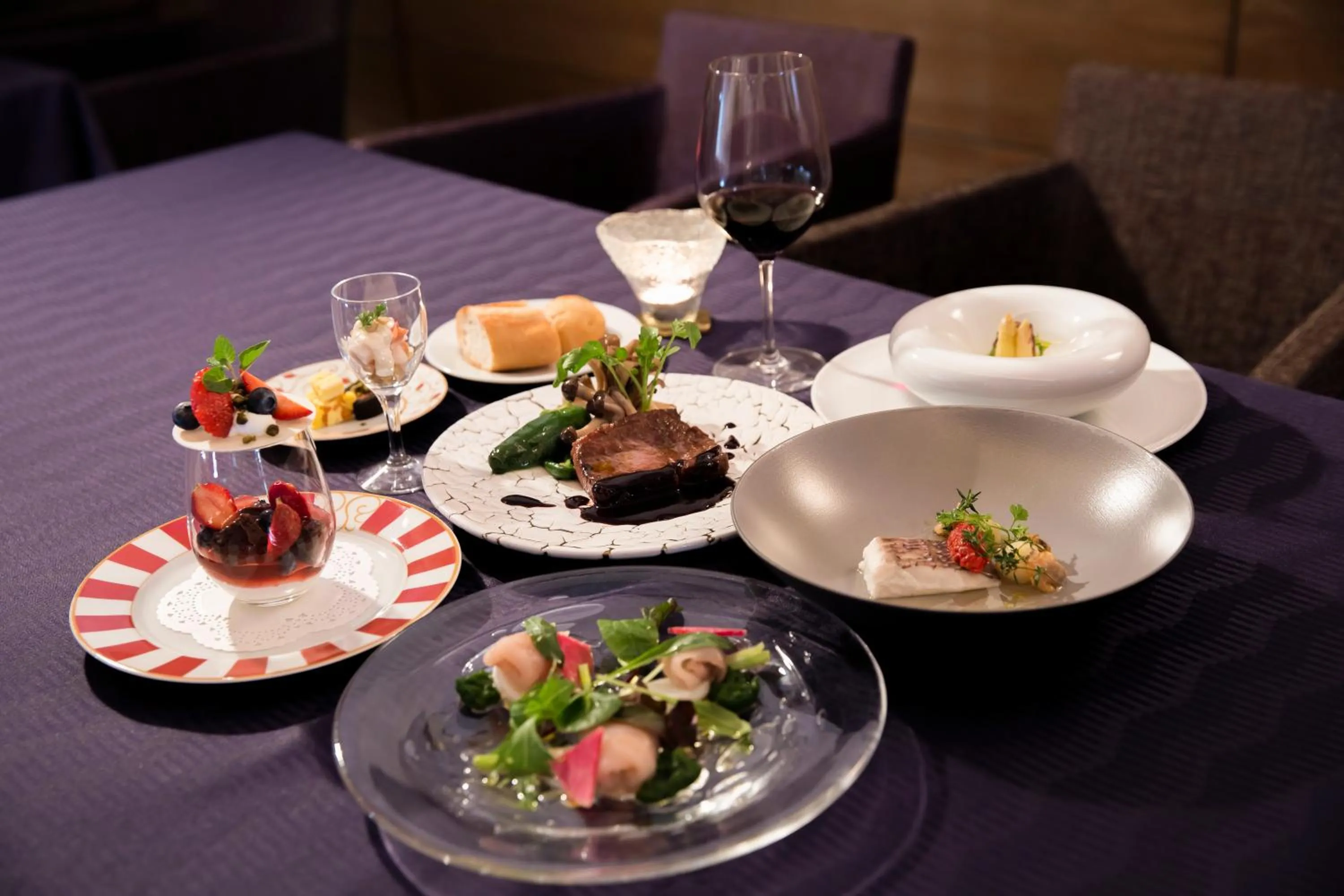 Restaurant/places to eat in L'Hotel de Hiei