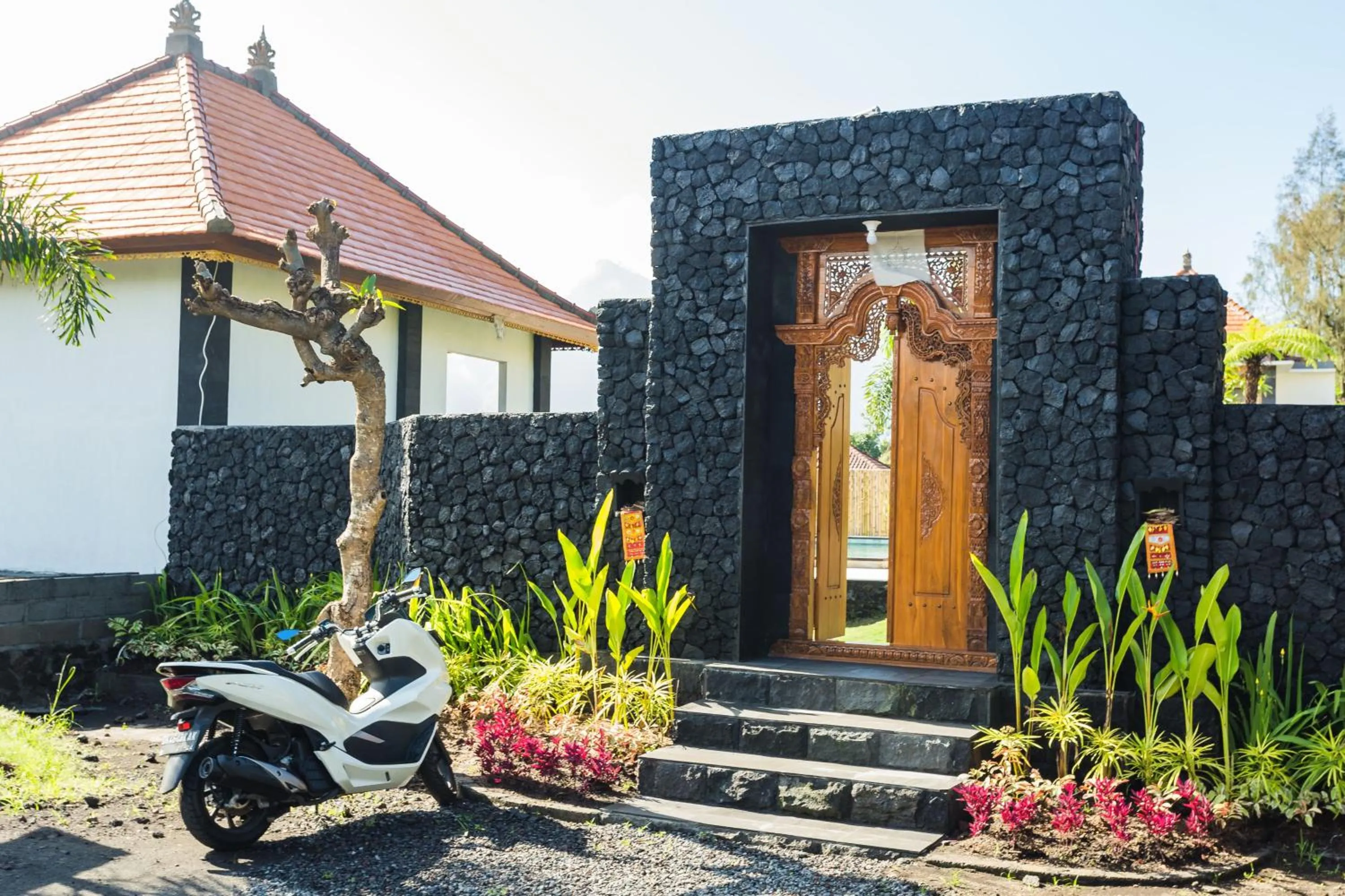 Facade/entrance in Mount Batur Villa