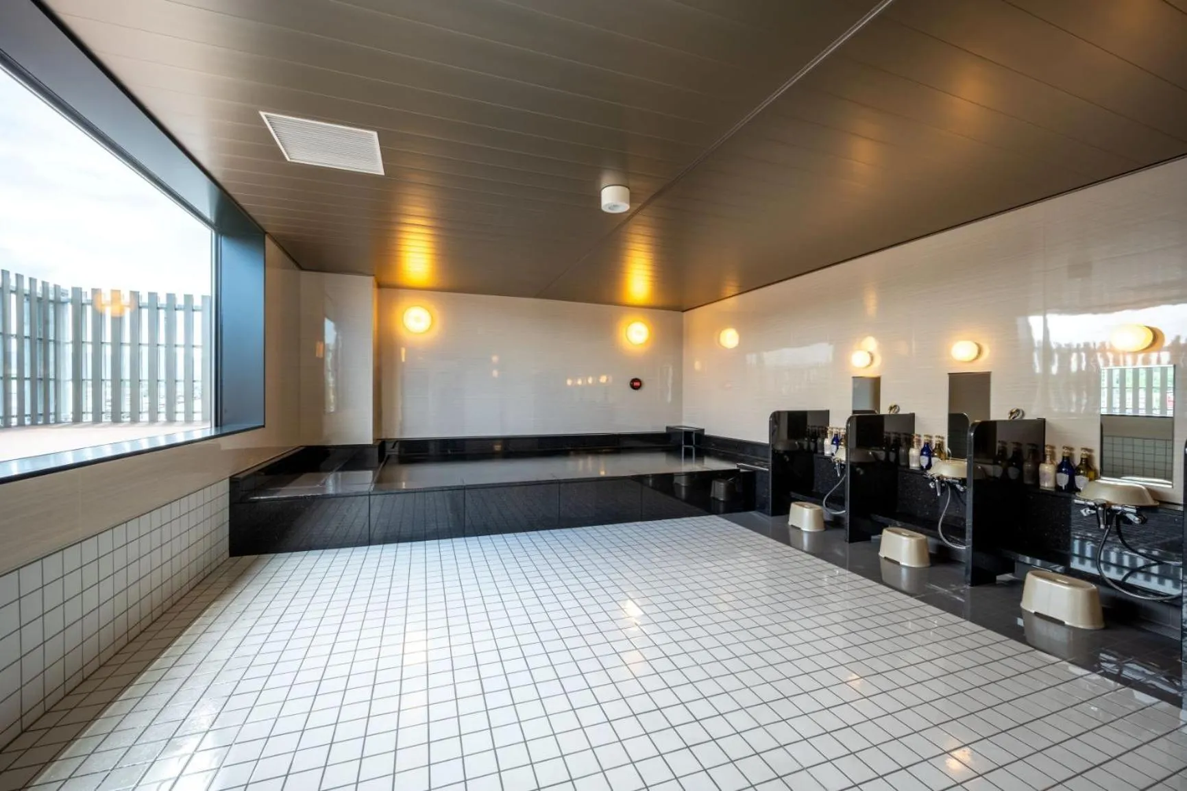 Public Bath in Hotel Maruya Grande