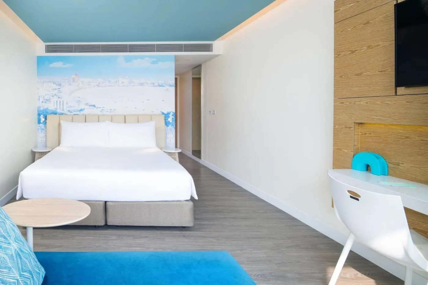 Bed in OZO North Pattaya