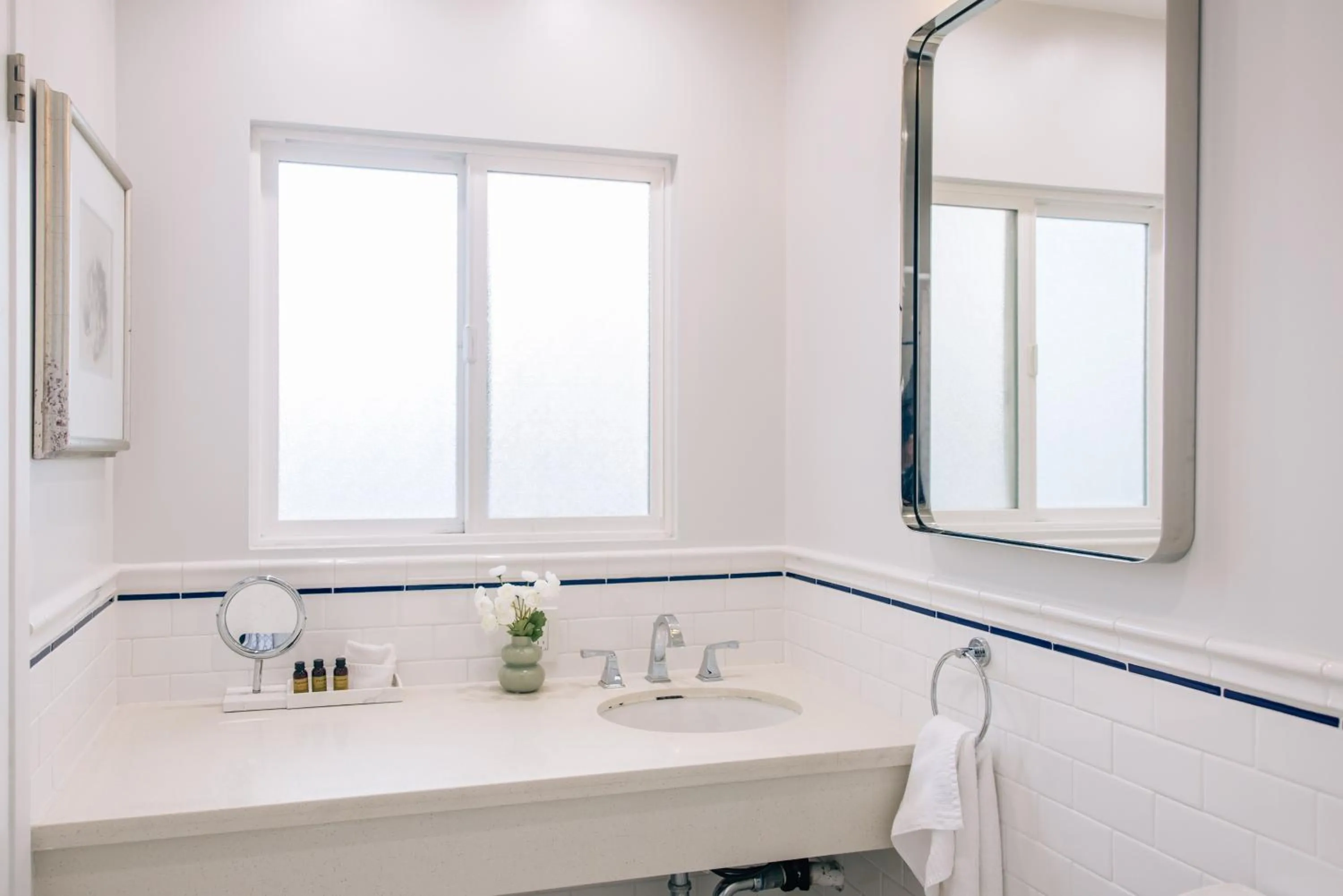 Bathroom in Bayside Hotel