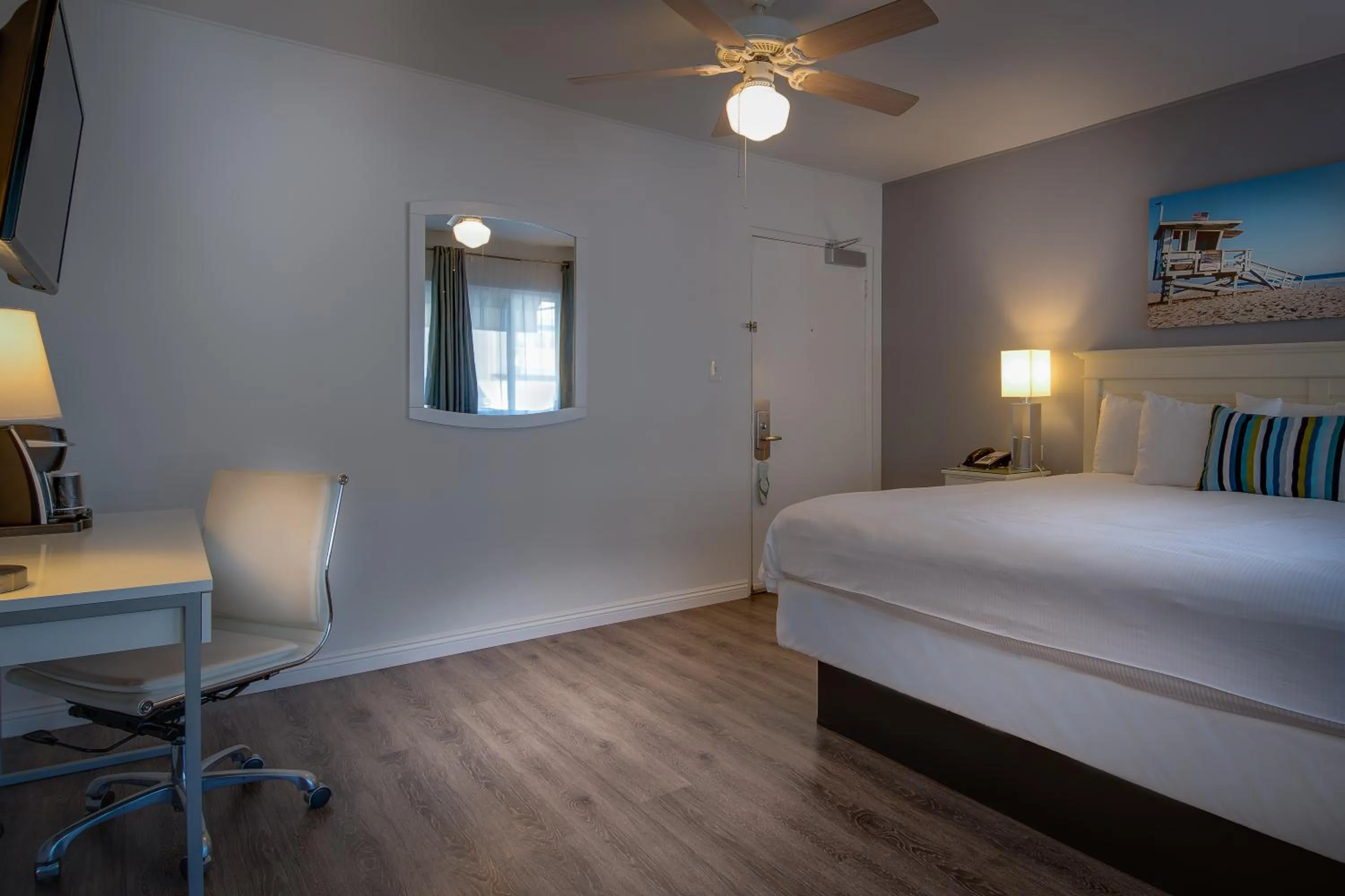 Bed in Bayside Hotel