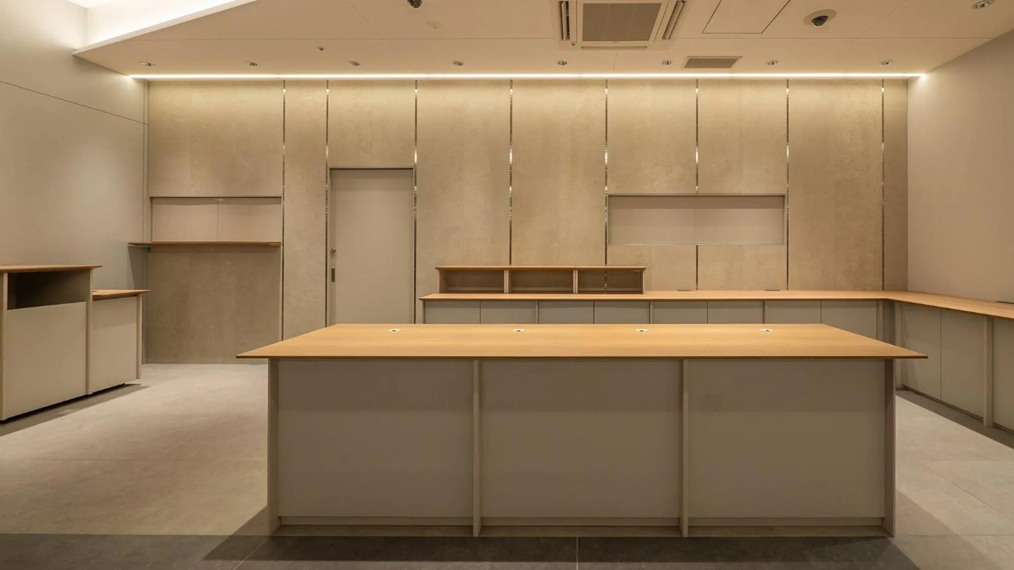 Restaurant/places to eat in Toyoko Inn Osaka Yodoyabashi-eki Minami