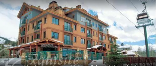 Facade/entrance in Inn at Lost Creek