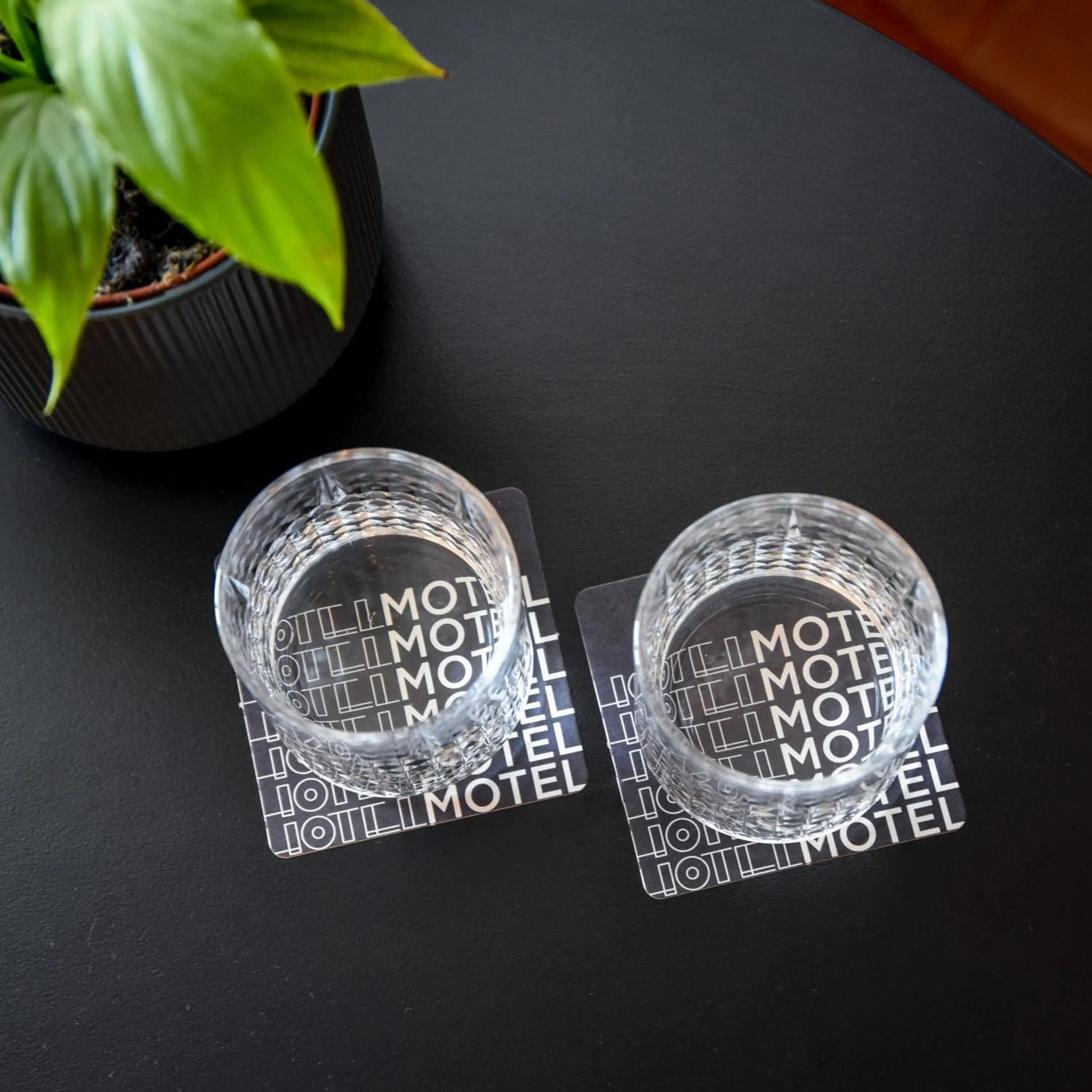 room service in HotelMOTEL Adelaide