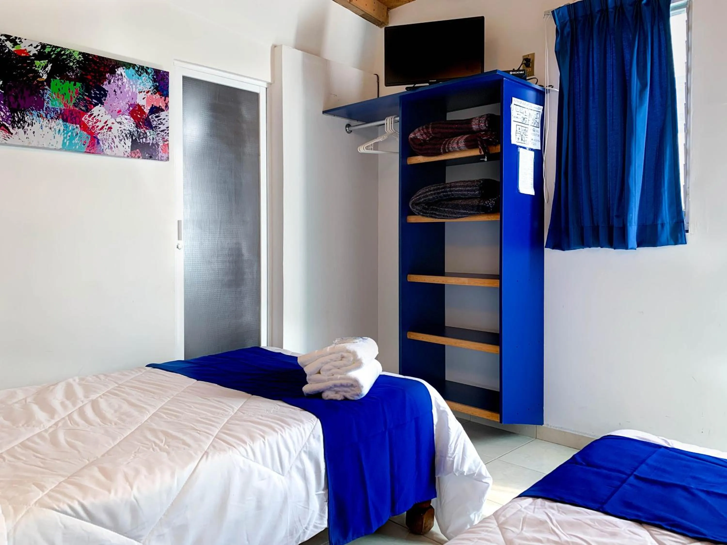 Photo of the whole room, Bed in La Casa del Expositor