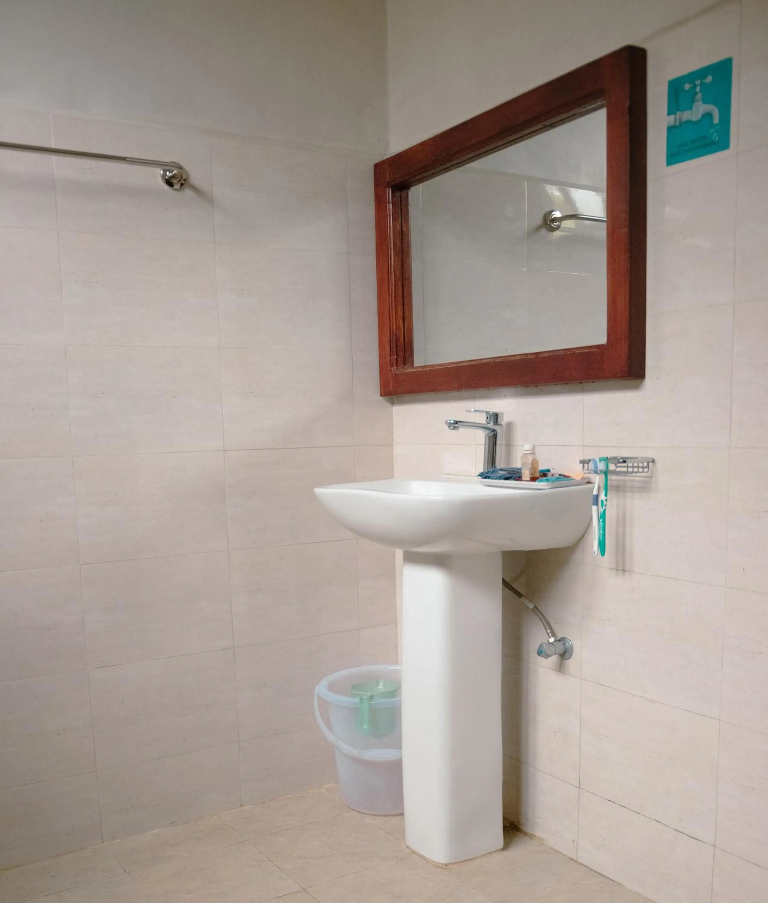 Bathroom in Akim Homestay