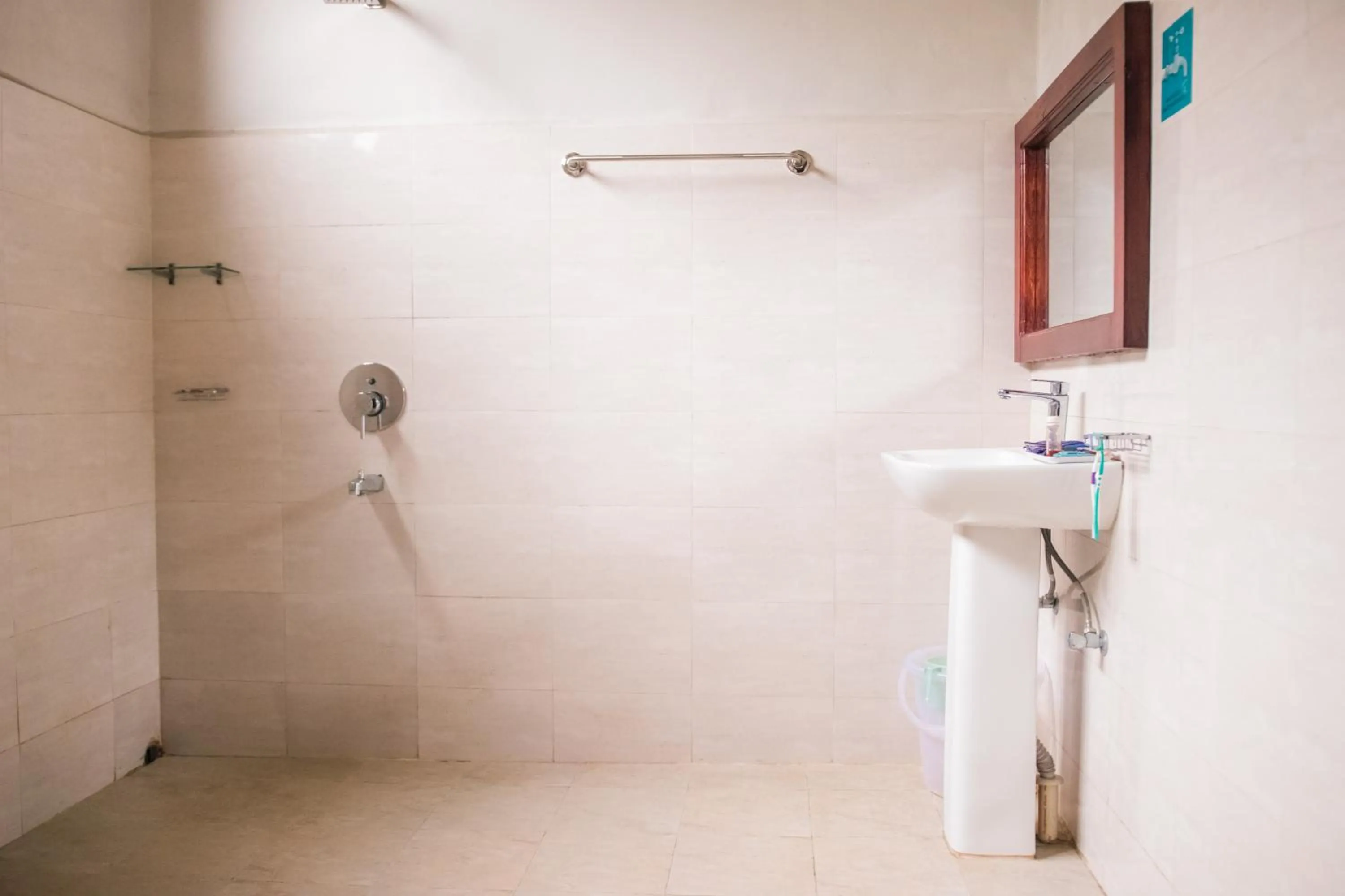 Bathroom in Akim Homestay