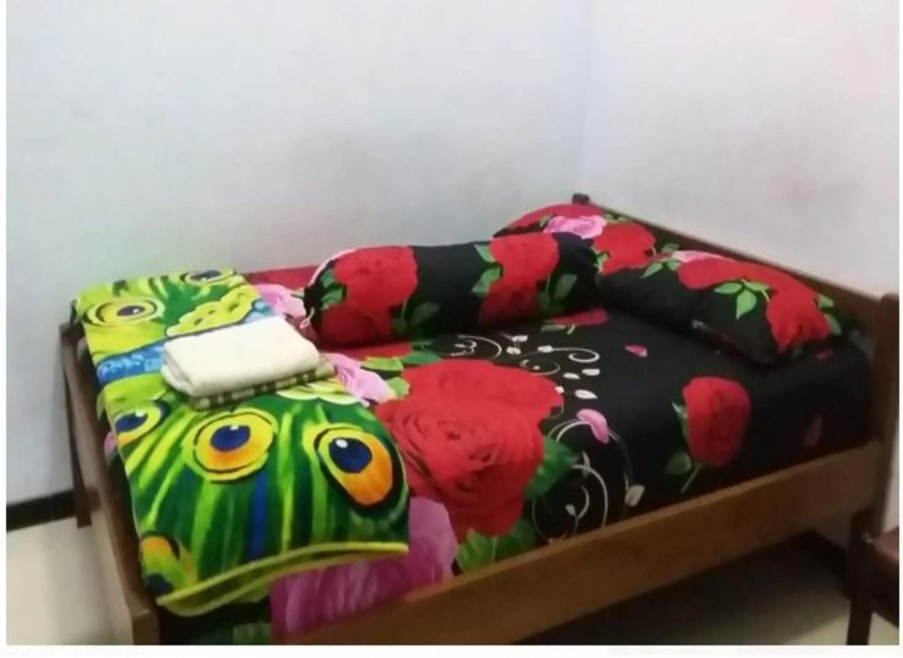 Bedroom, Bed in Villa Monesa Tretes