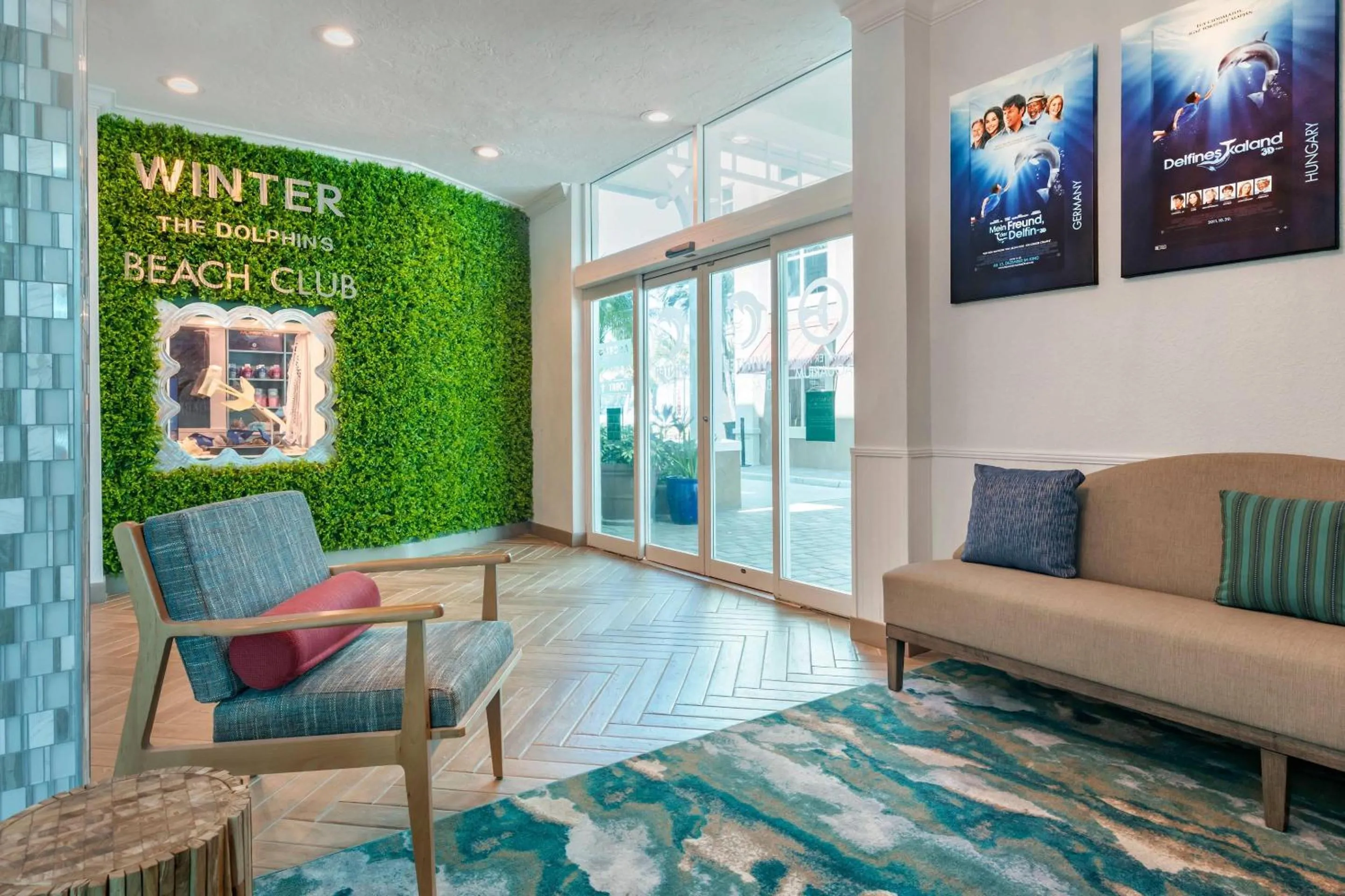 Lobby or reception in Dolphin Sands Clearwater Beach, an Ascend Collection Hotel