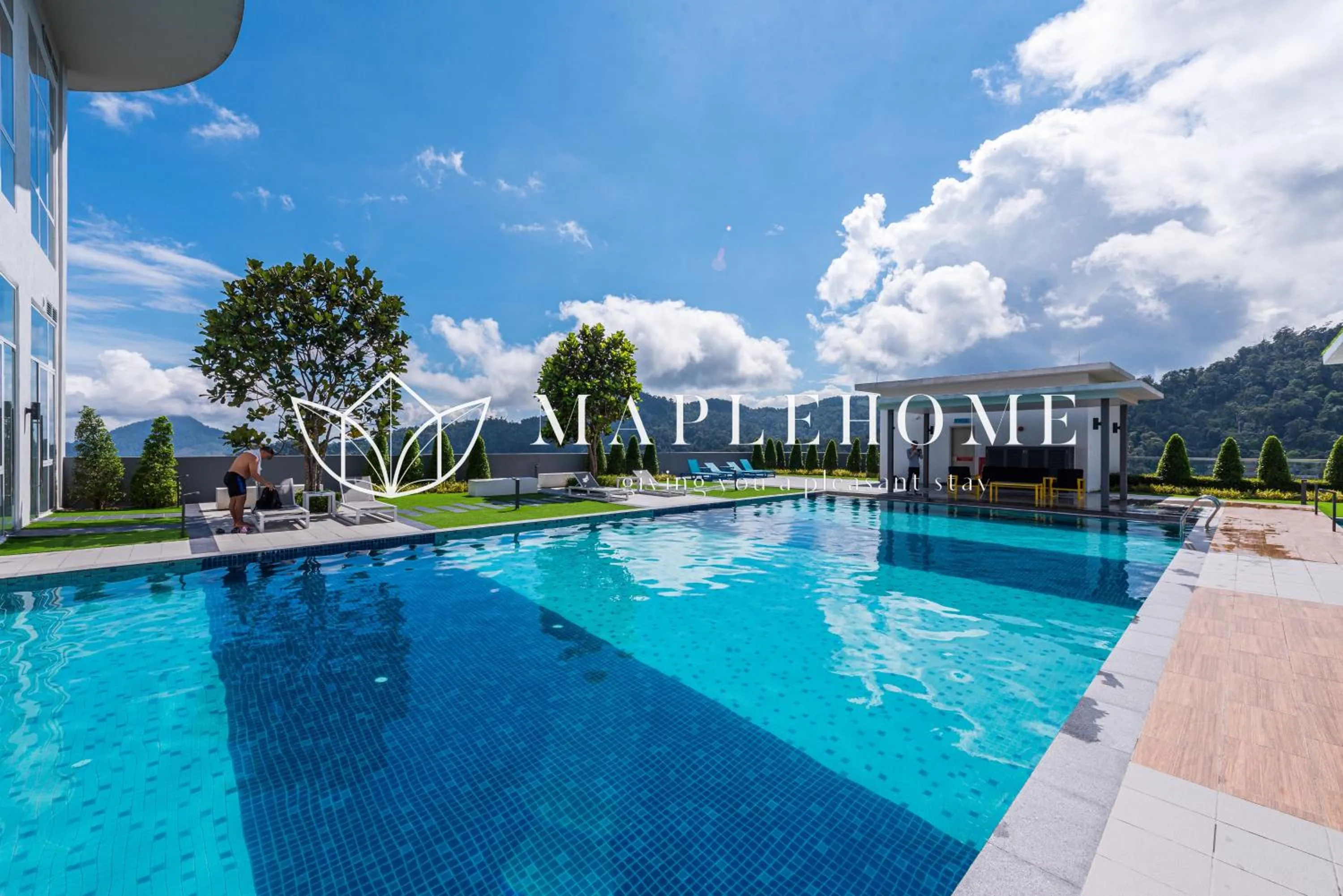 Swimming pool in Windmill Premier Suites Genting Highlands
